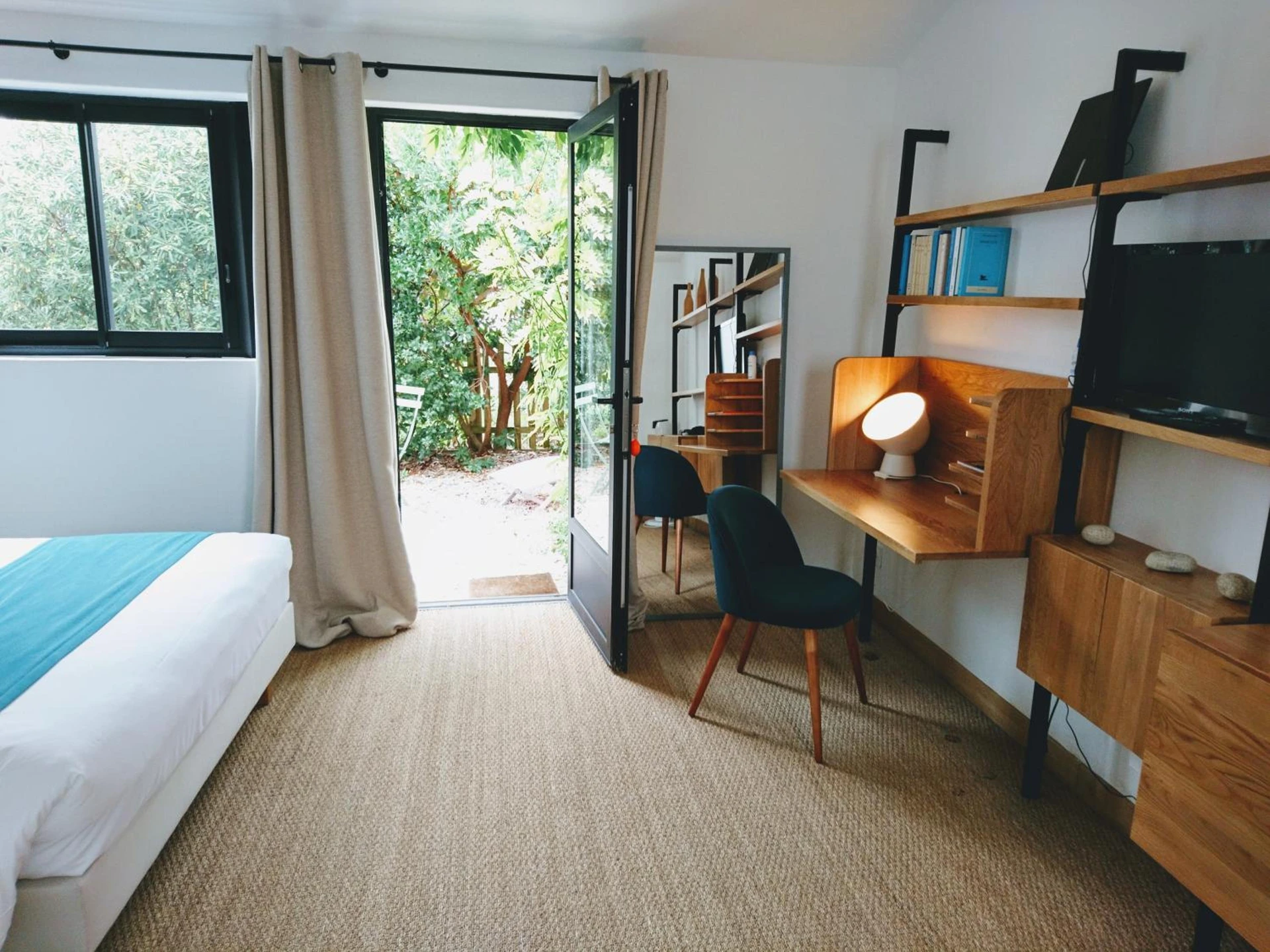 Chambre disponible pour un séminaire d'entreprise à Accostage Hôtel Plage de la Concurrence - La Rochelle