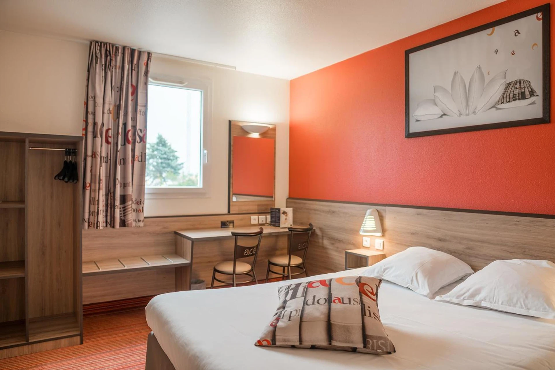 Magnifique chambre pour un séminaire d'entreprise à Ace Hotel Bordeaux Cestas - Cestas