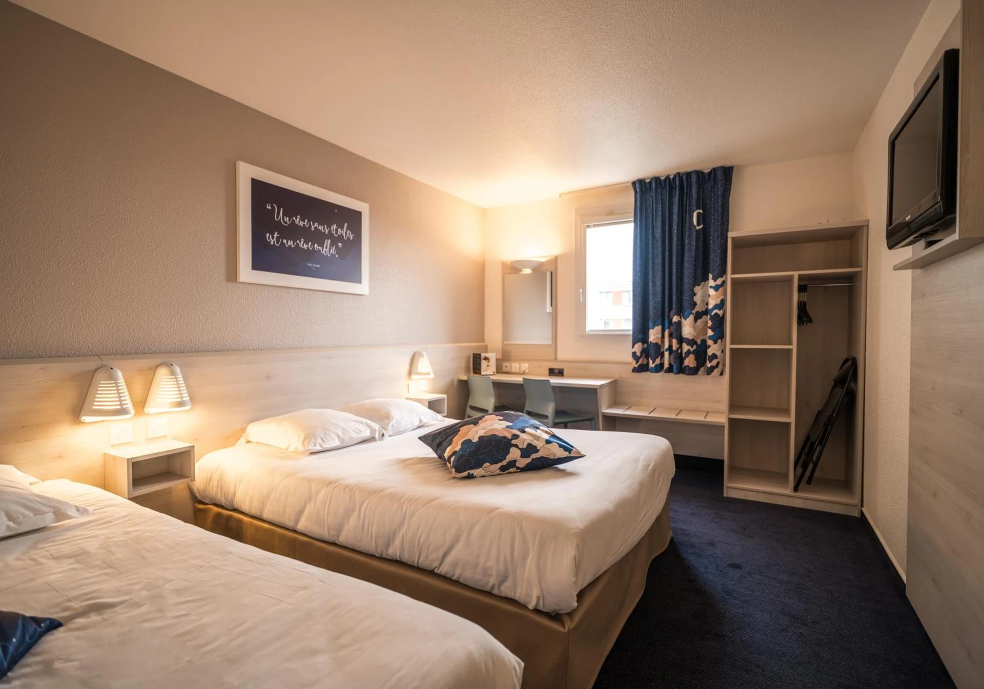 Magnifique chambre pour un séminaire d'entreprise à Ace Hôtel Salon de Provence - Salon-de-Provence