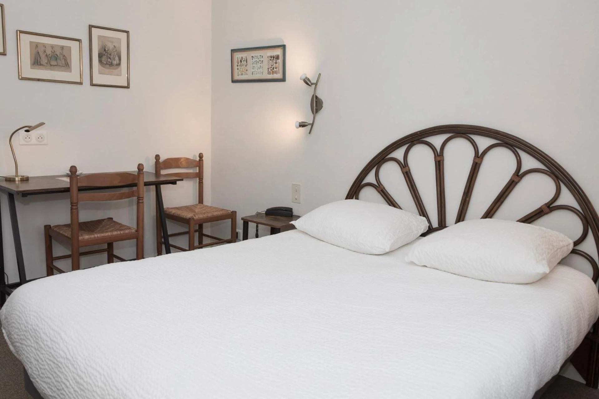Chambre disponible pour un séminaire d'entreprise à Cit'Hotel Aéro-Hotel - Le Blanc-Mesnil
