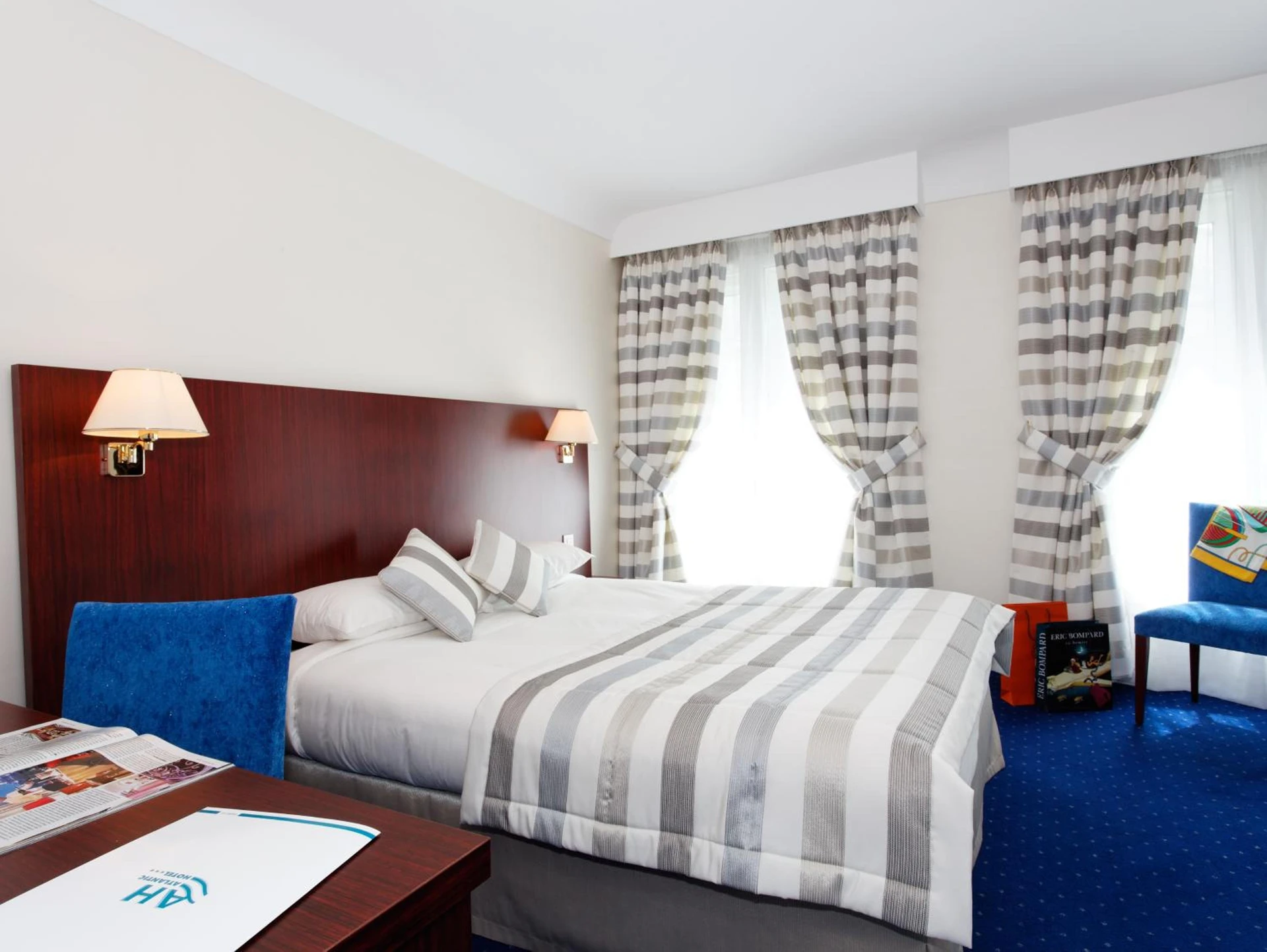 Magnifique chambre pour un séminaire d'entreprise à Atlantic Hotel - Paris