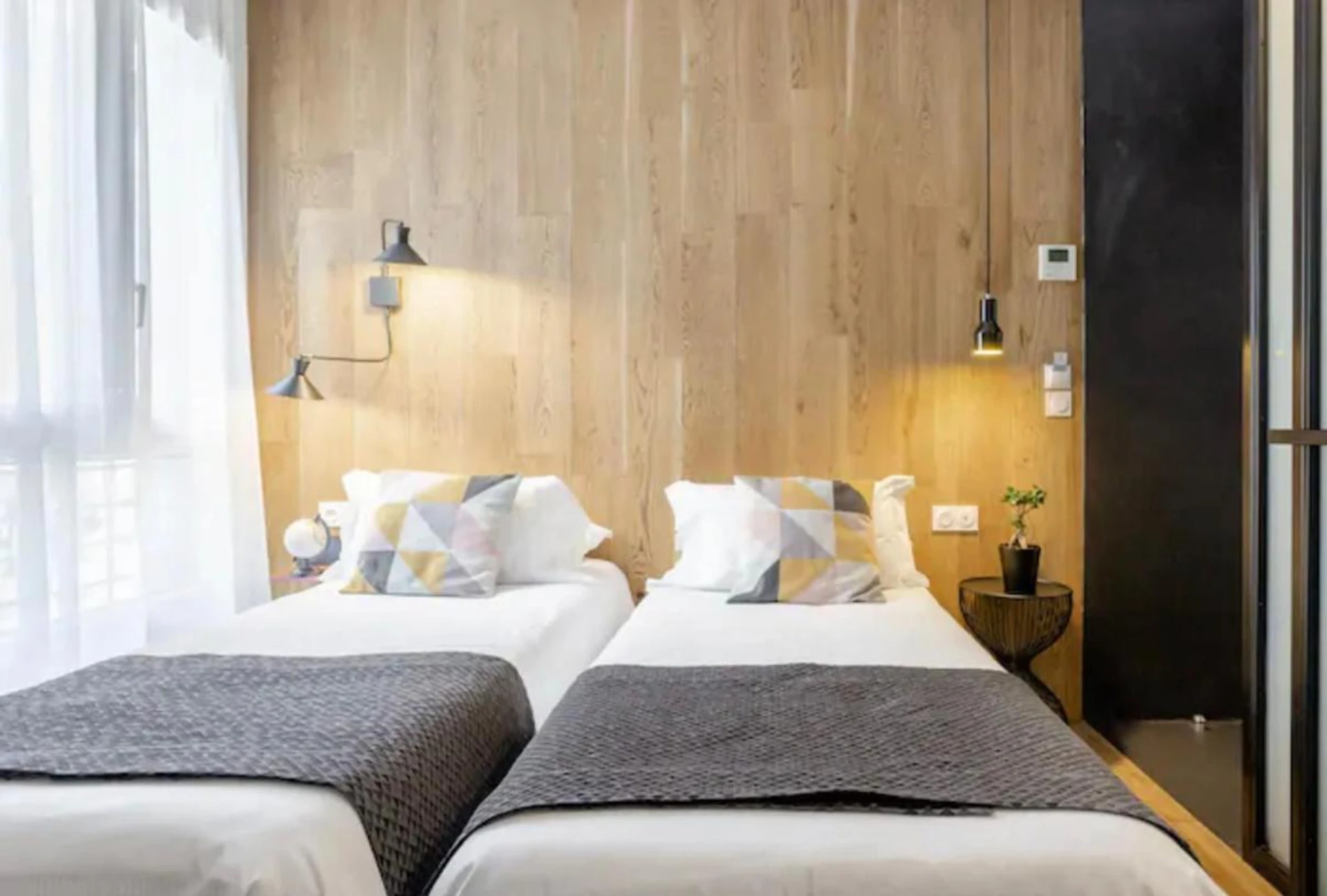Magnifique chambre pour un séminaire d'entreprise à Atypik Hotel - Clichy