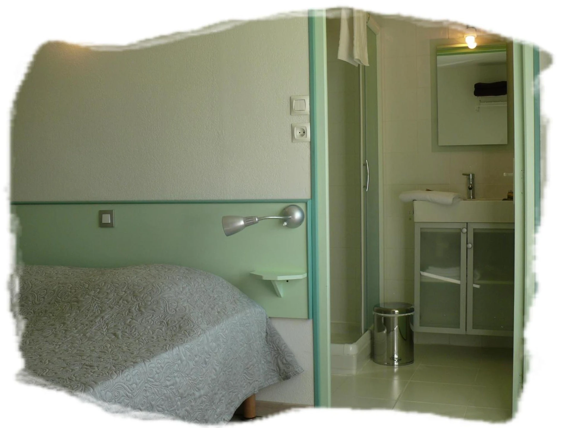 Magnifique chambre pour un séminaire d'entreprise à Auberge de la Couronne - Lablachère