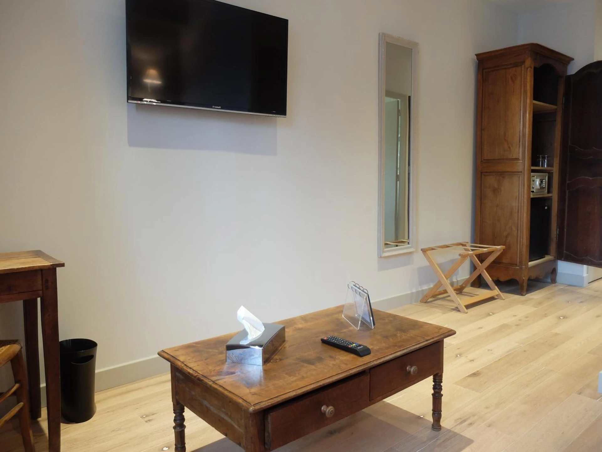 Magnifique chambre pour un séminaire d'entreprise à Auberge Du Grand Dauphin - Dhuizon