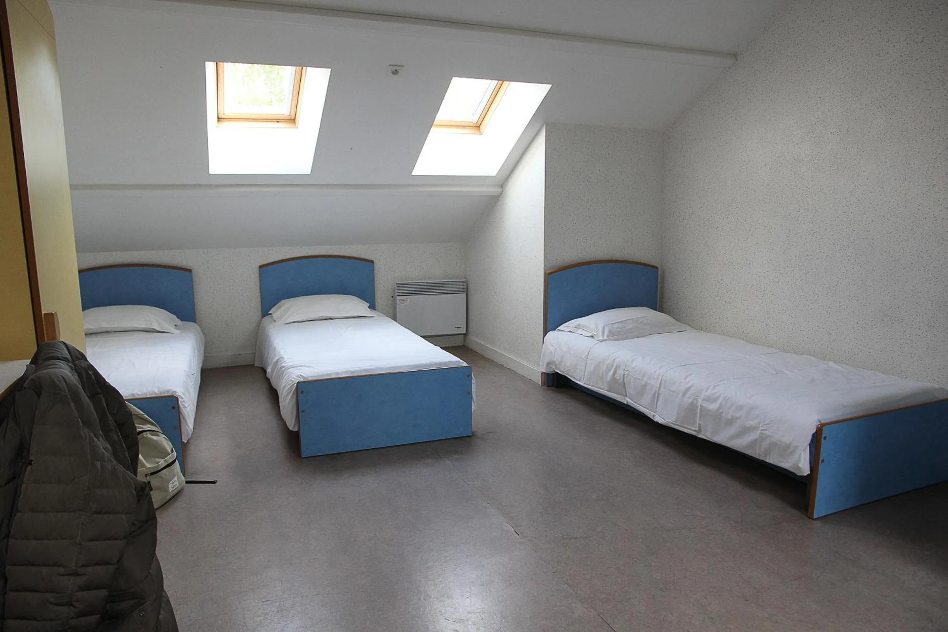 Chambre disponible pour un séminaire d'entreprise à Auberge de Jeunesse HI Genêts - Genêts