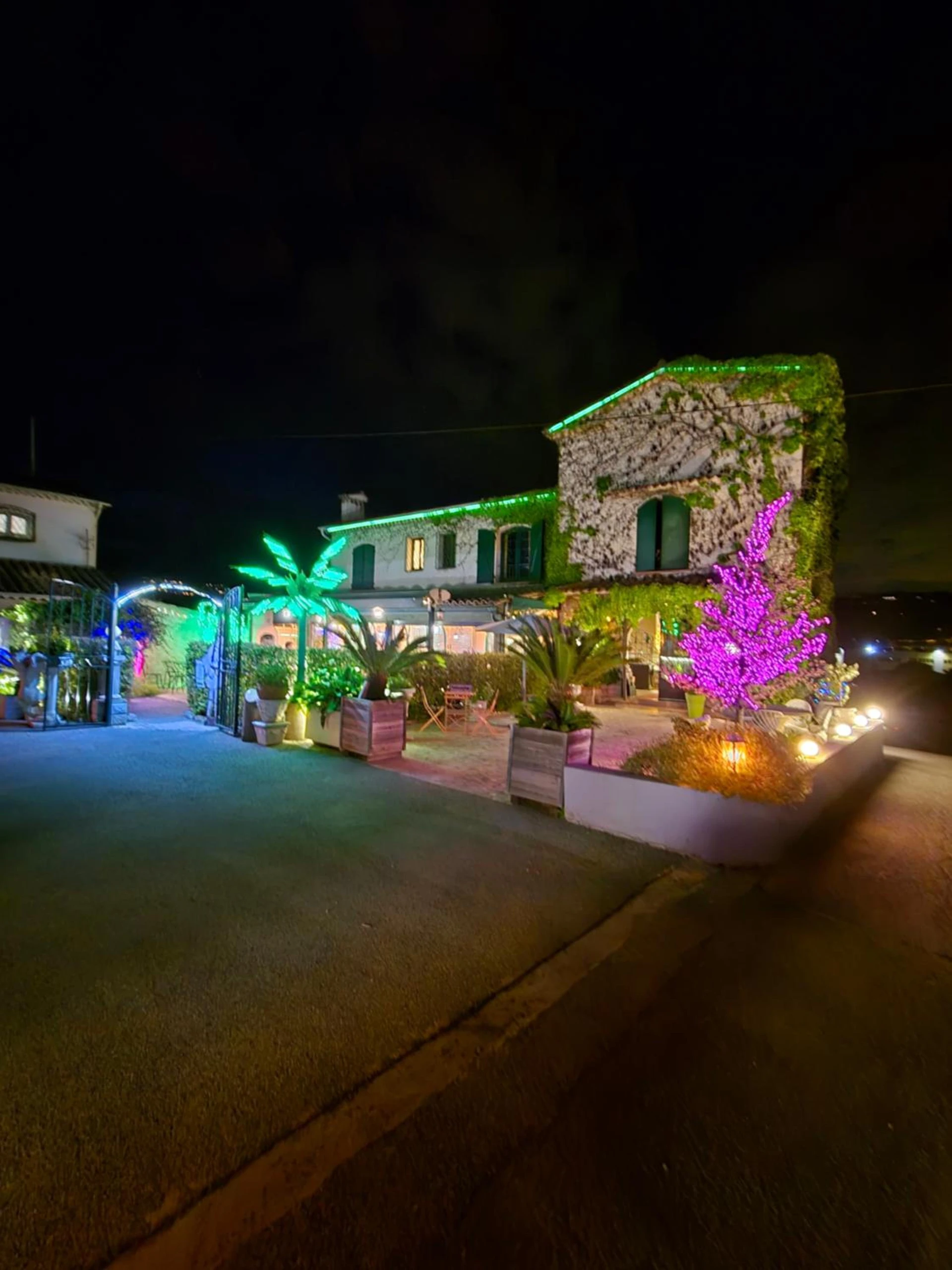 Organiser un séminaire d'entreprise : Auberge les Aromes à grasse