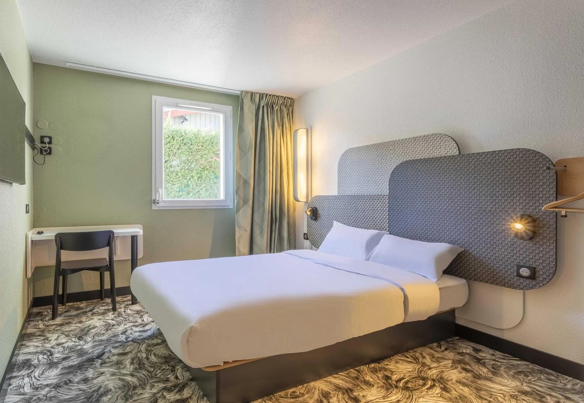 Magnifique chambre pour un séminaire d'entreprise à B&B HOTEL Aix-en-Provence Meyreuil Sainte-Victoire - Meyreuil