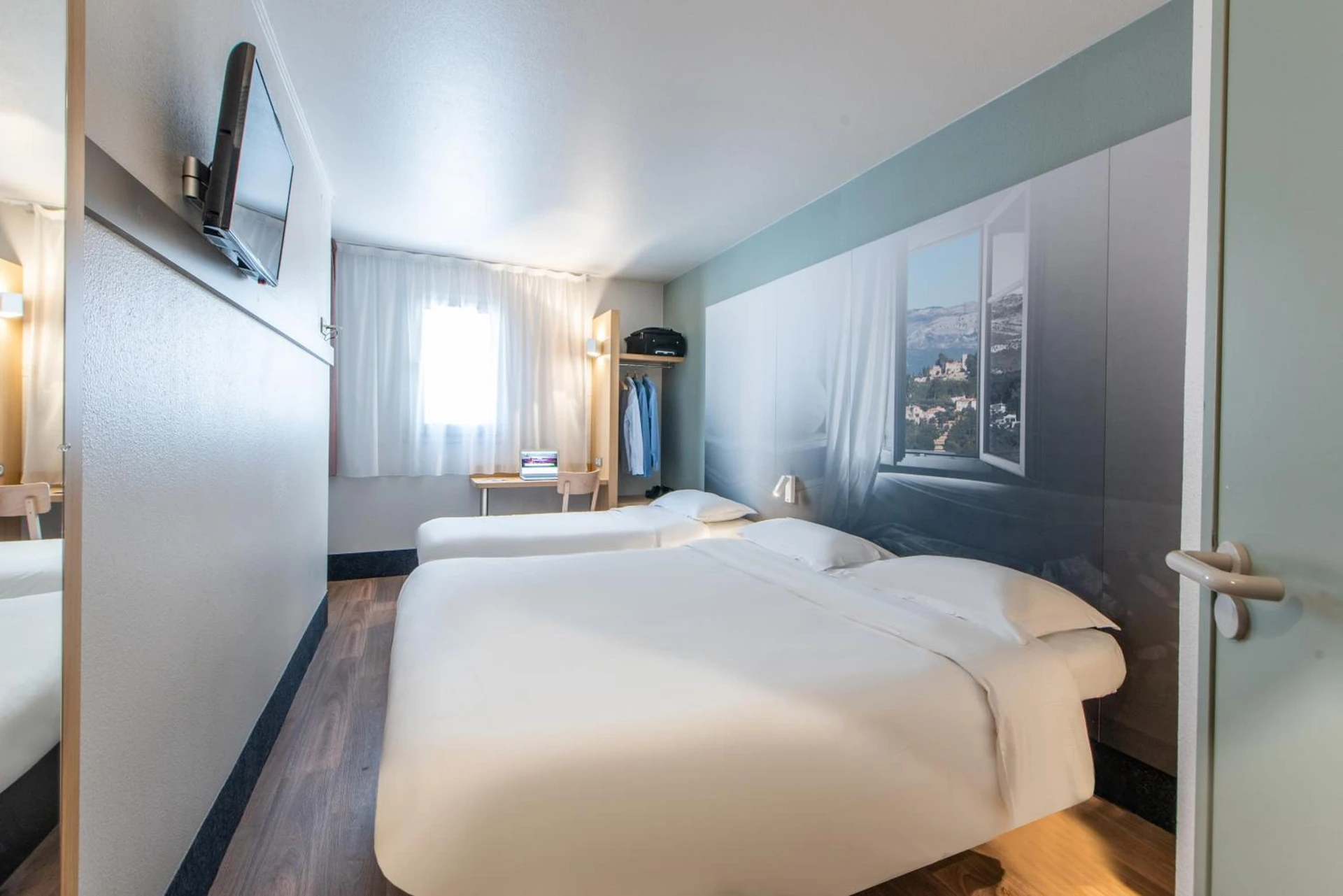 Chambre disponible pour un séminaire d'entreprise à B&B HOTEL Antibes Sophia Le Relais - Biot