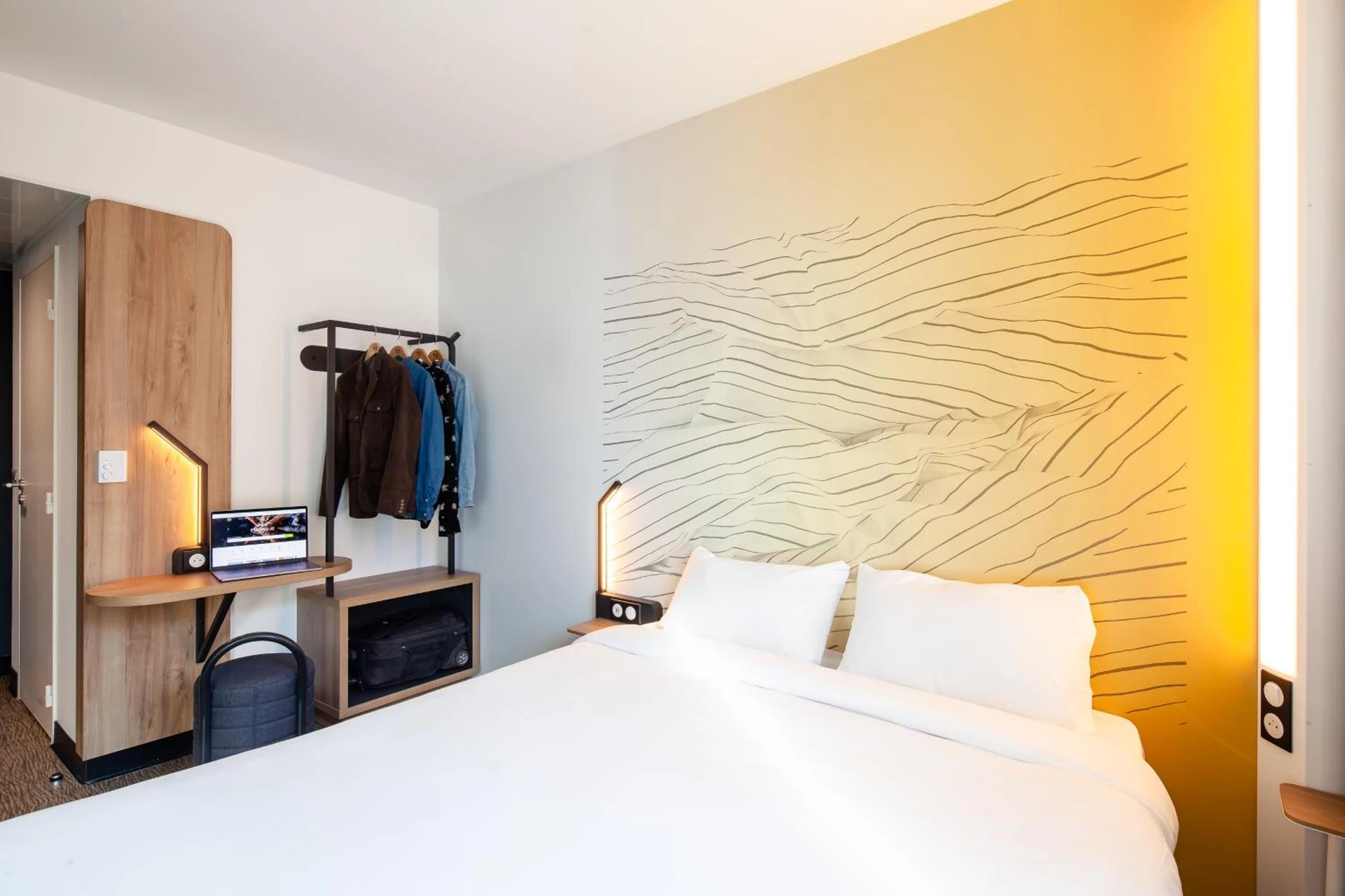 Chambre disponible pour un séminaire d'entreprise à B&B HOTEL Dijon Valmy Toison d'or - Dijon