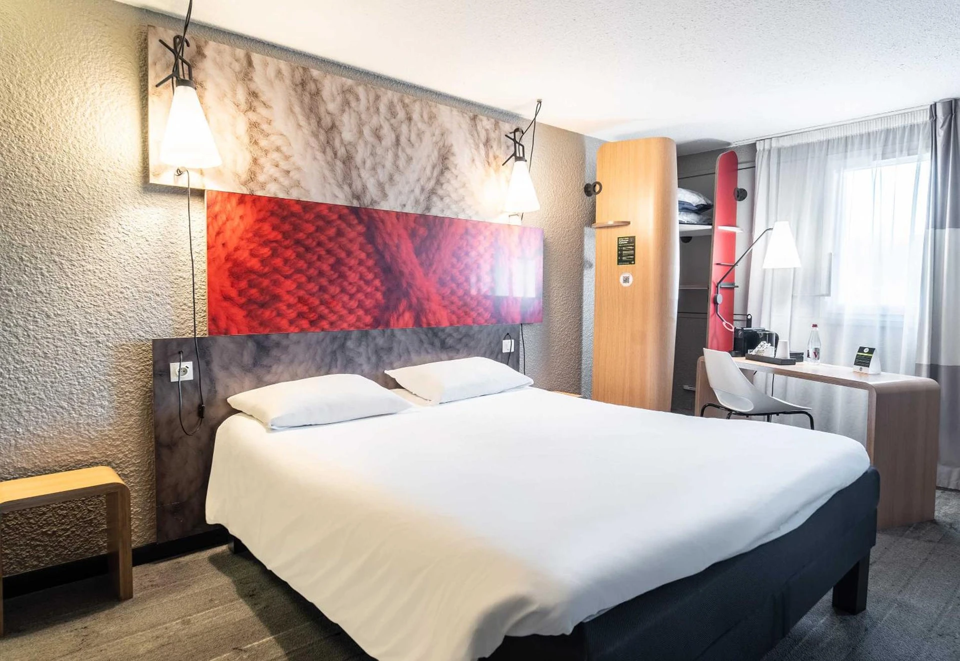 Chambre disponible pour un séminaire d'entreprise à B&B HOTEL Limoges 3 - Limoges