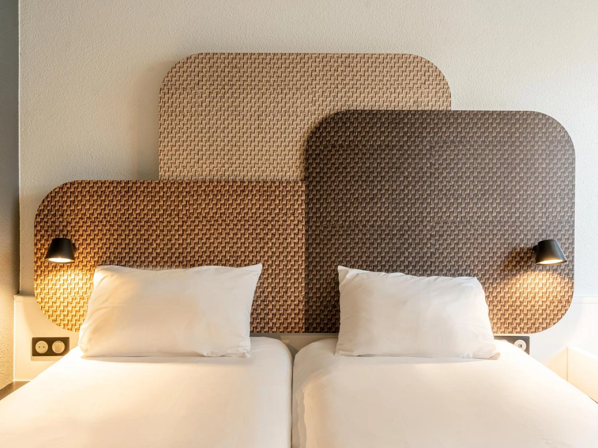 Chambre disponible pour un séminaire d'entreprise à B&B HOTEL Marseille Prado Parc des Expositions - Marseille
