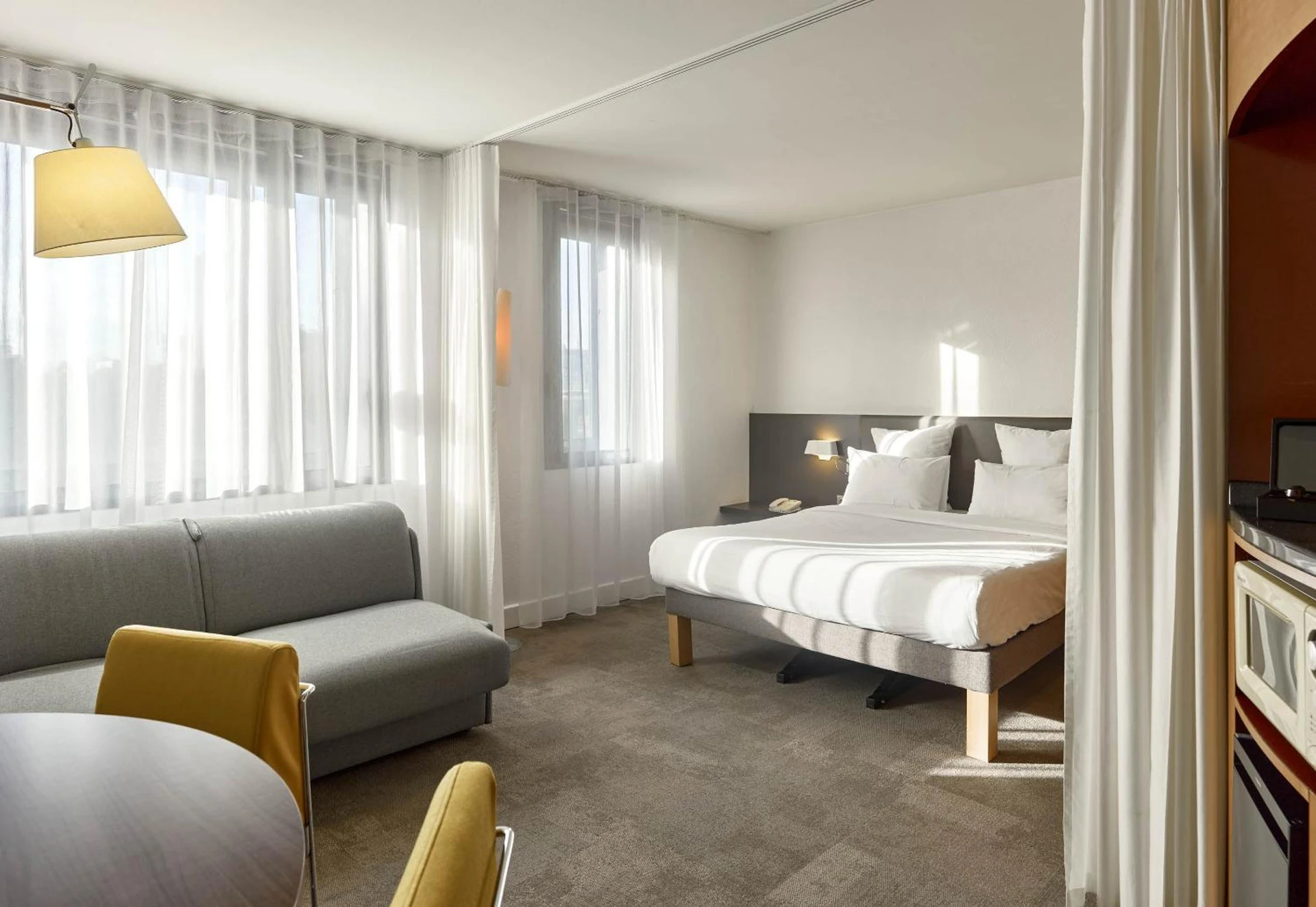 Chambre disponible pour un séminaire d'entreprise à B&B HOTEL Paris Nord 18ème - Paris
