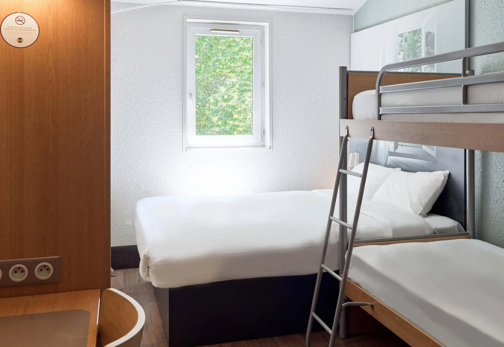 Magnifique chambre pour un séminaire d'entreprise à B&B HOTEL Paris Nord Villepinte - Villepinte