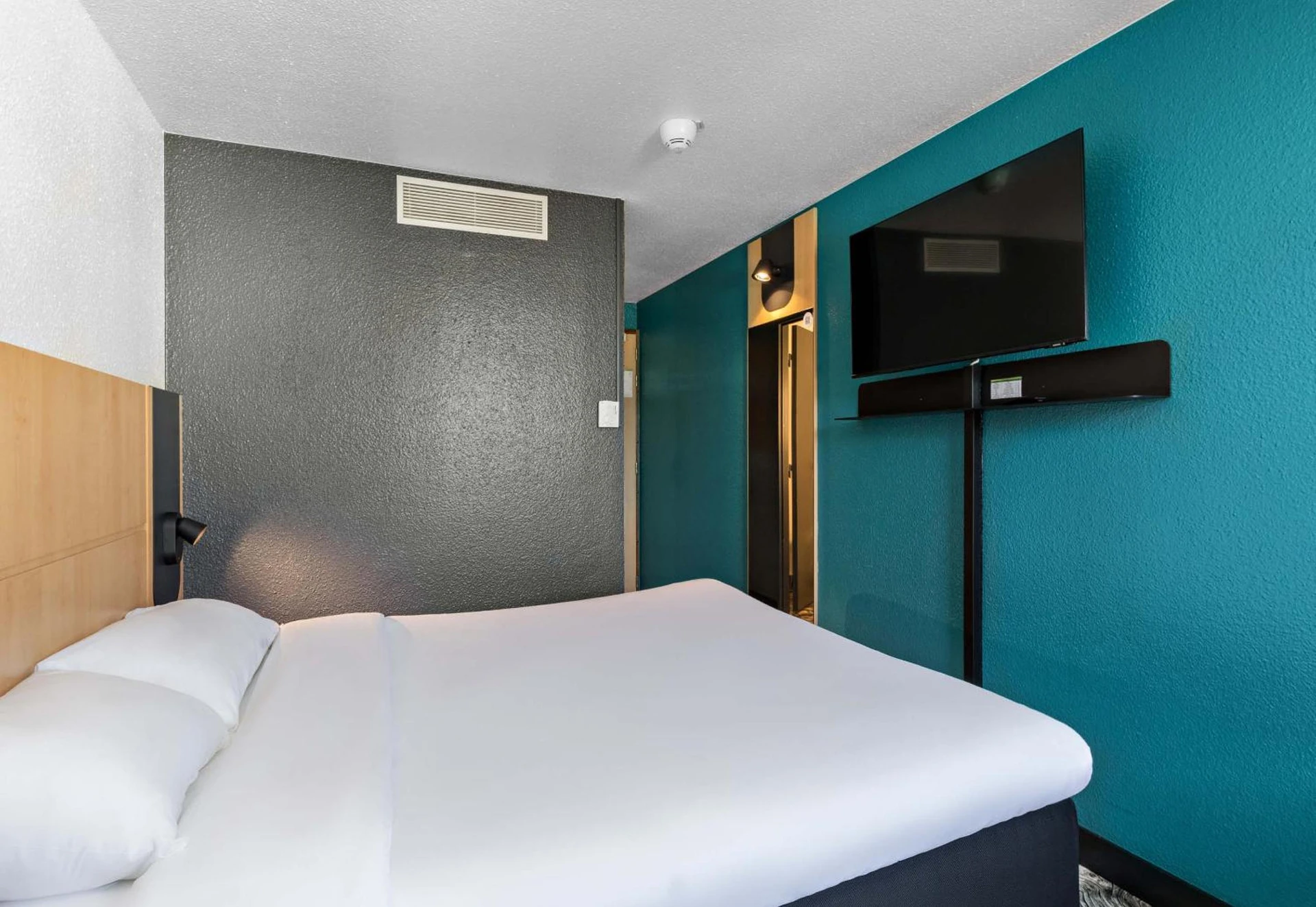 Magnifique chambre pour un séminaire d'entreprise à B&B HOTEL Rouen Centre Rive Droite - Rouen