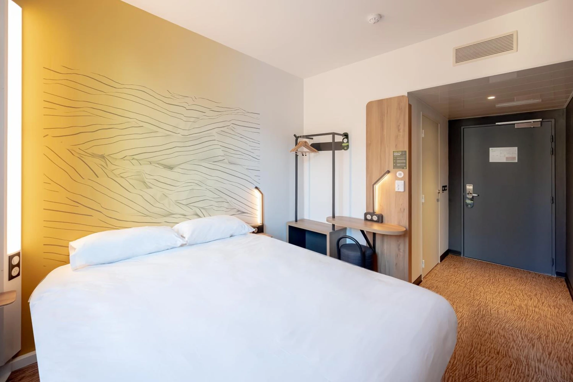 Chambre disponible pour un séminaire d'entreprise à B&B HOTEL Toulon Centre Gare - Toulon