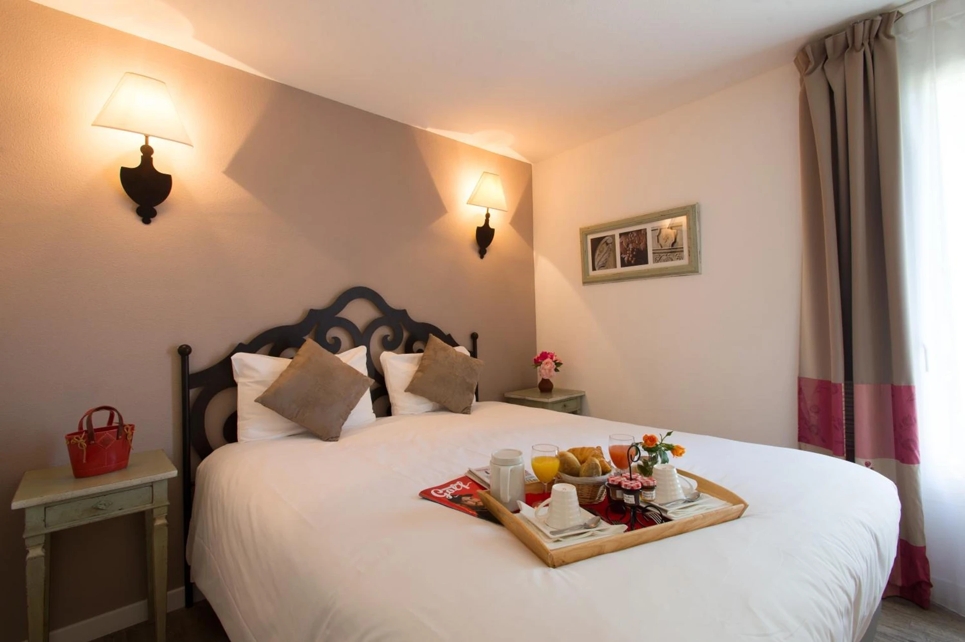 Chambre disponible pour un séminaire d'entreprise à Best Western Hôtel Aurélia - Maussane-les-Alpilles