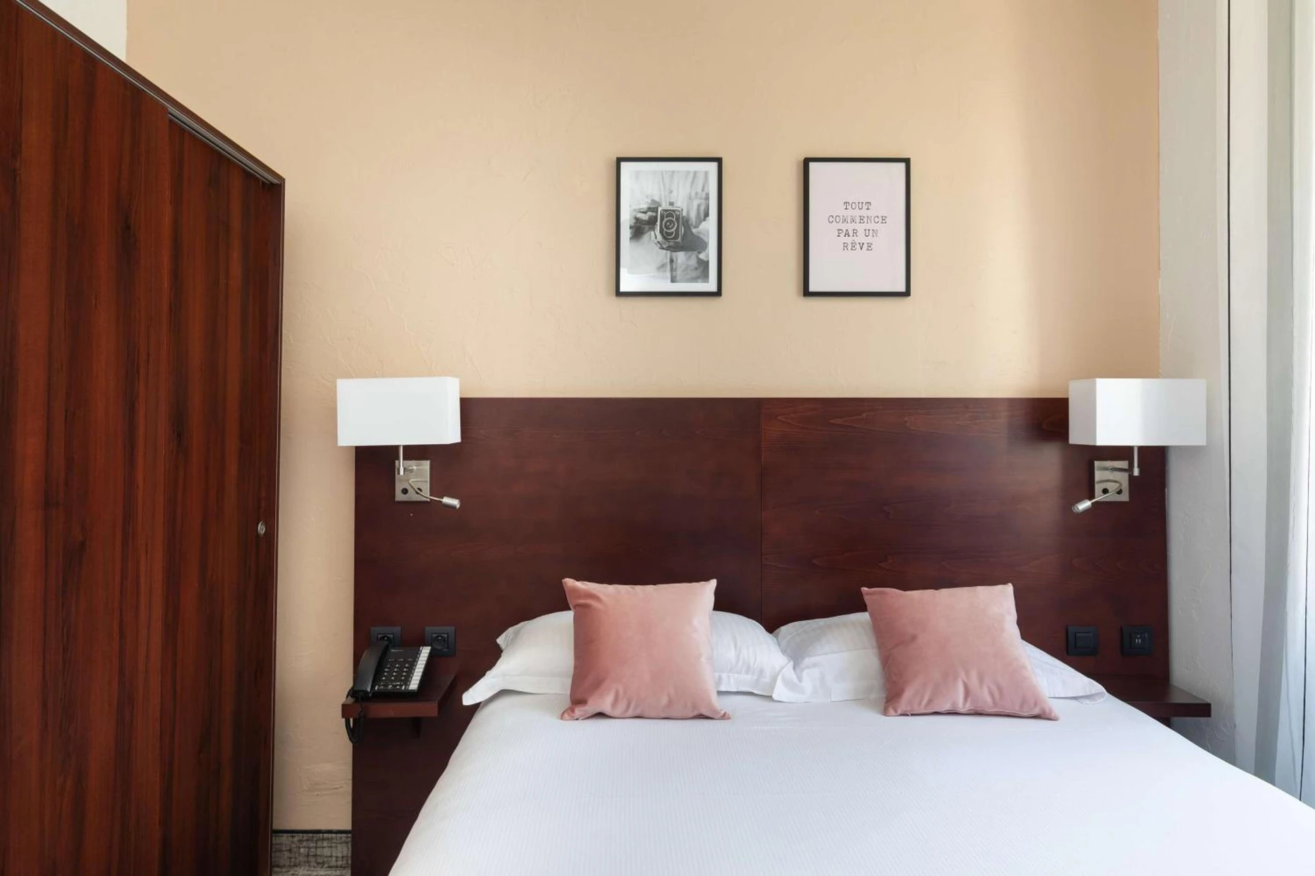 Magnifique chambre pour un séminaire d'entreprise à Best Western Hôtel des Orangers Cannes - Cannes