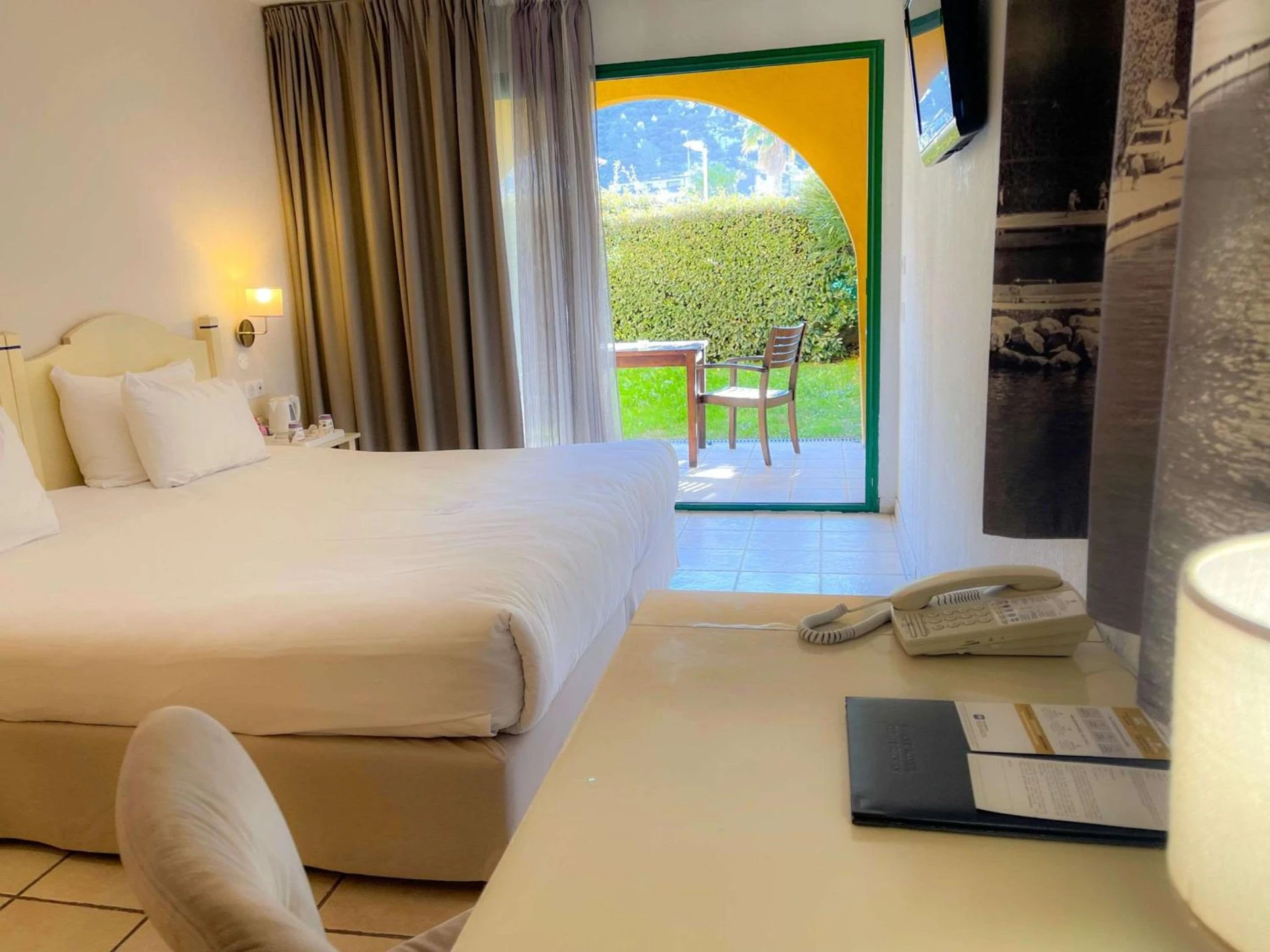 Magnifique chambre pour un séminaire d'entreprise à Best Western Gemenos Villa Florette - Gémenos