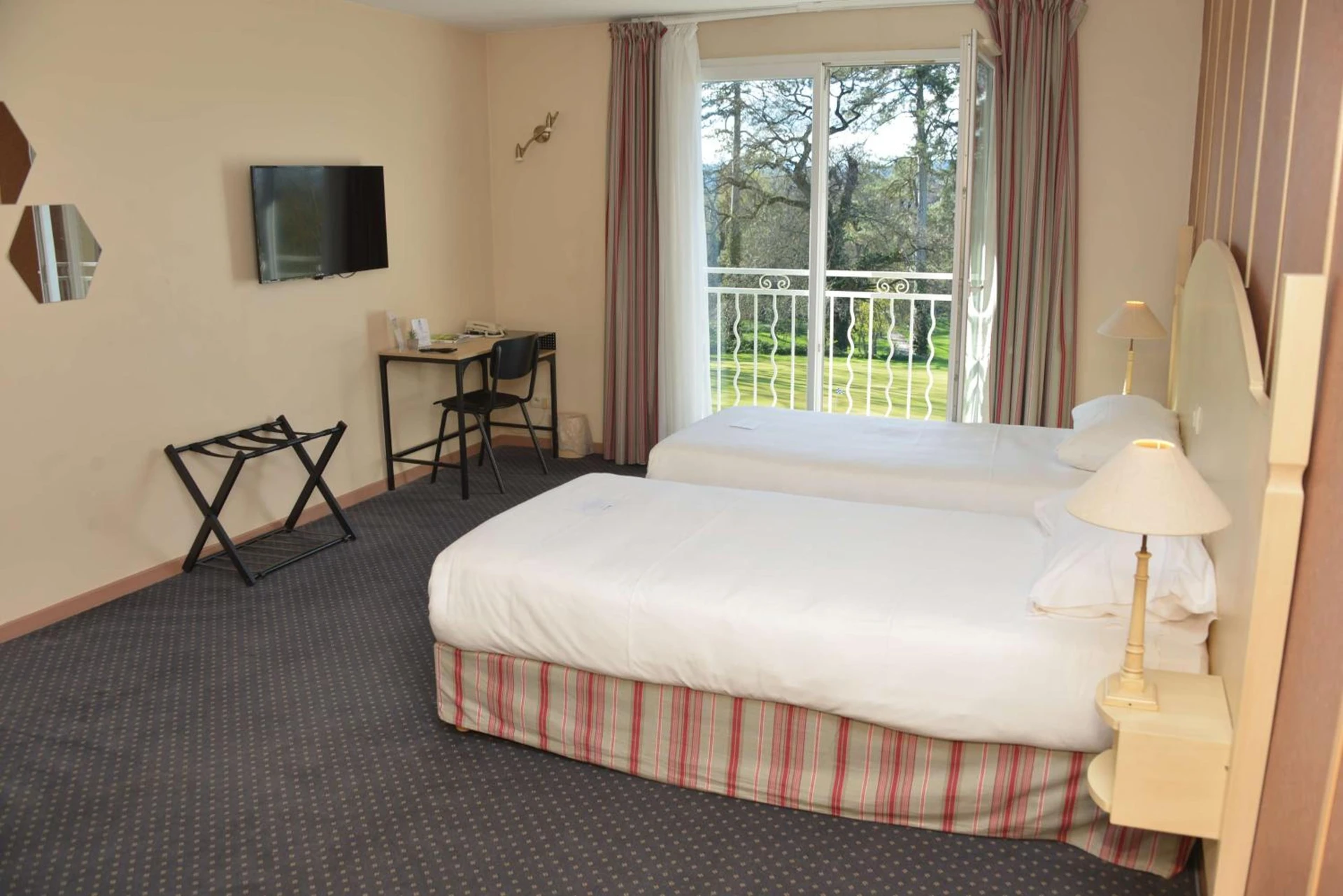 Chambre disponible pour un séminaire d'entreprise à Best Western Golf d'Albon - Albon