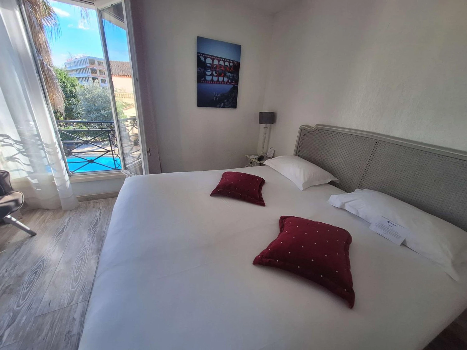Chambre disponible pour un séminaire d'entreprise à Best Western L'Orangerie - Nîmes