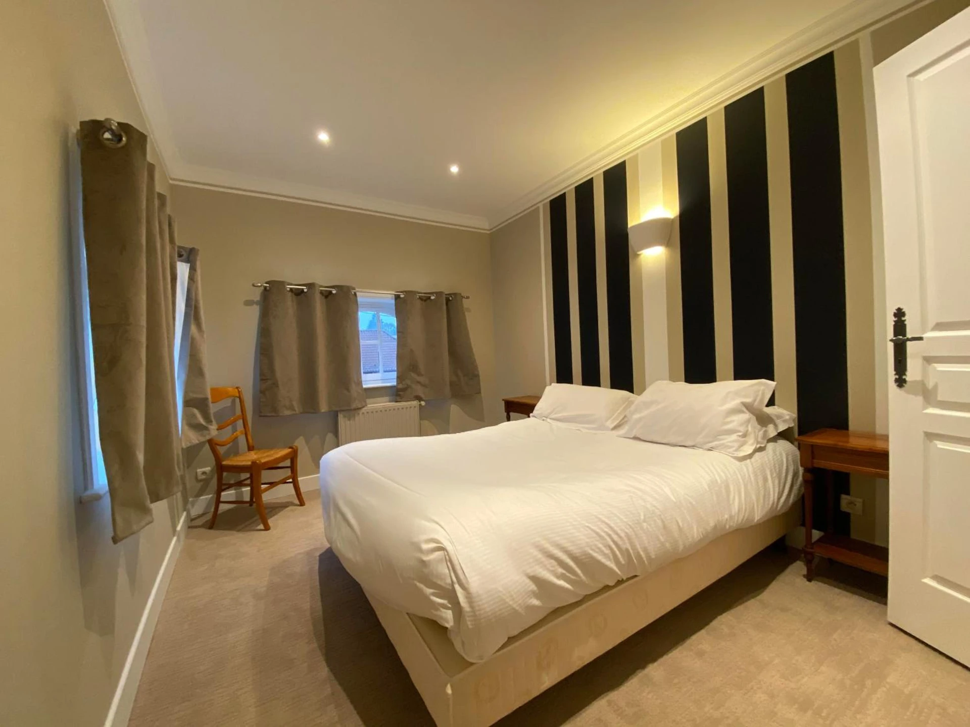 Chambre disponible pour un séminaire d'entreprise à Best Western La Metairie - Gosnay