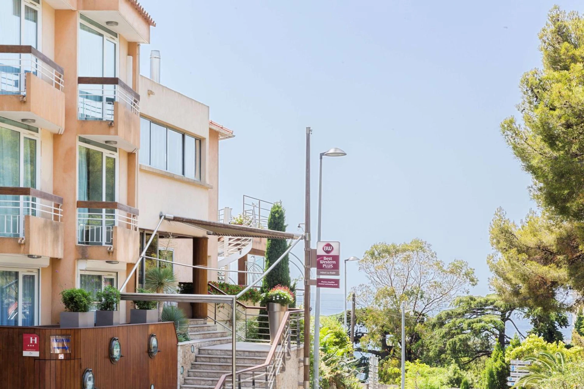 Organiser un séminaire d'entreprise : Best Western Plus Hôtel la Rade à cassis