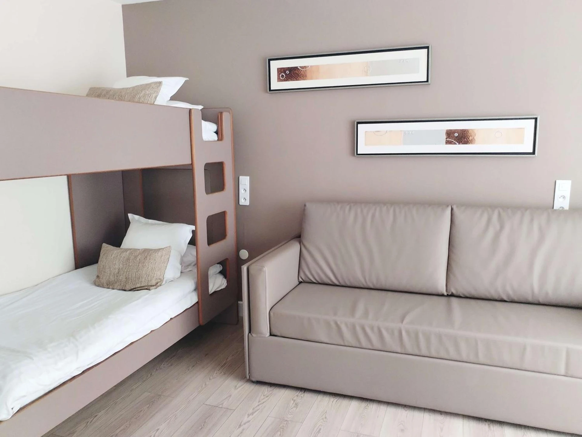 Chambre disponible pour un séminaire d'entreprise à Best Western Plus Hôtel la Rade - Cassis