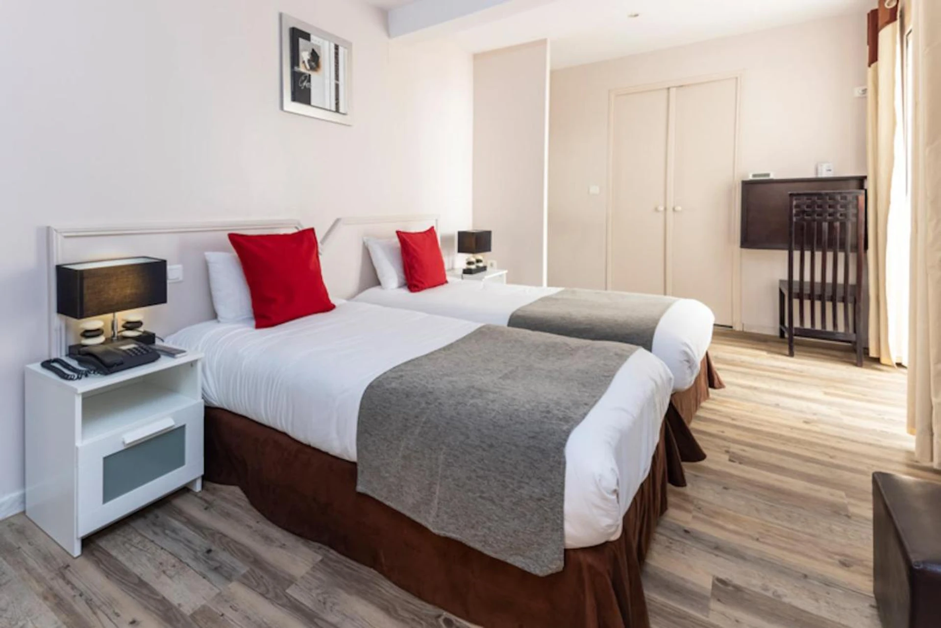 Chambre disponible pour un séminaire d'entreprise à Best Western Le Comtadin - Carpentras