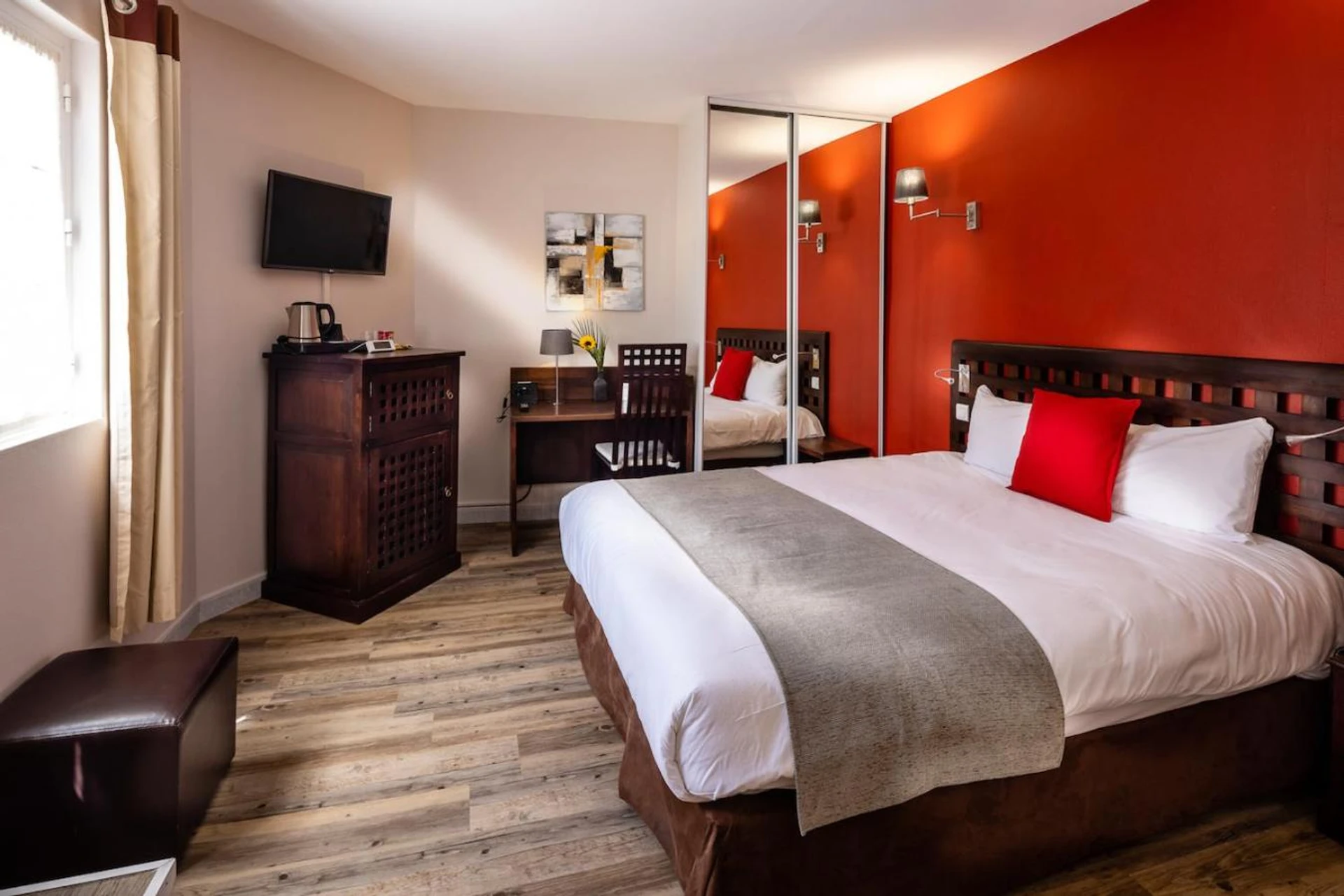 Magnifique chambre pour un séminaire d'entreprise à Best Western Le Comtadin - Carpentras