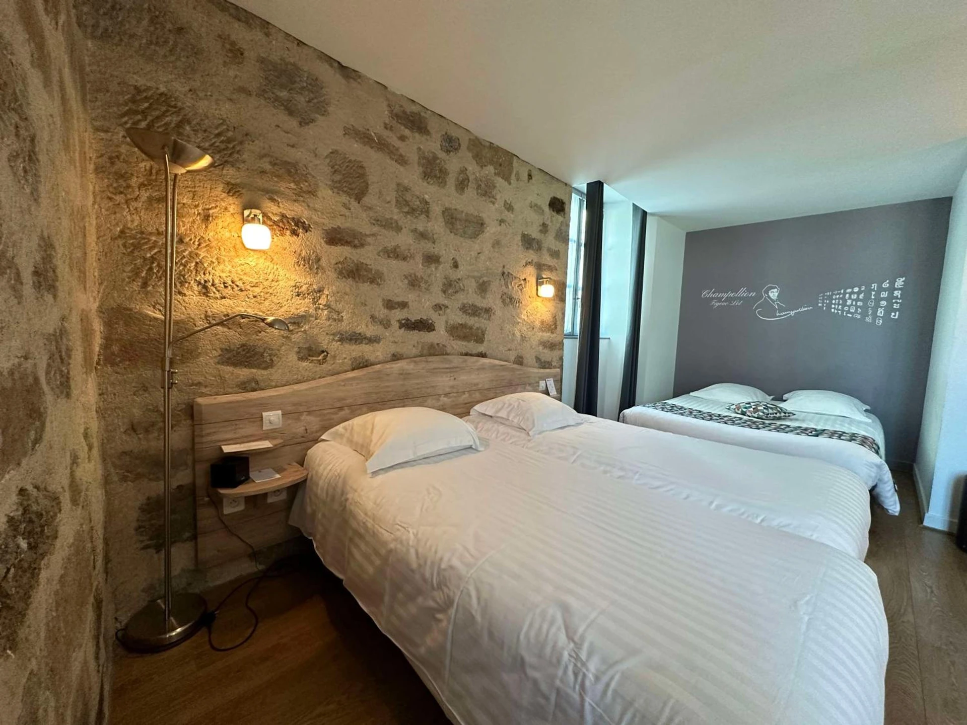Magnifique chambre pour un séminaire d'entreprise à Best Western Le Pont d'Or - Figeac