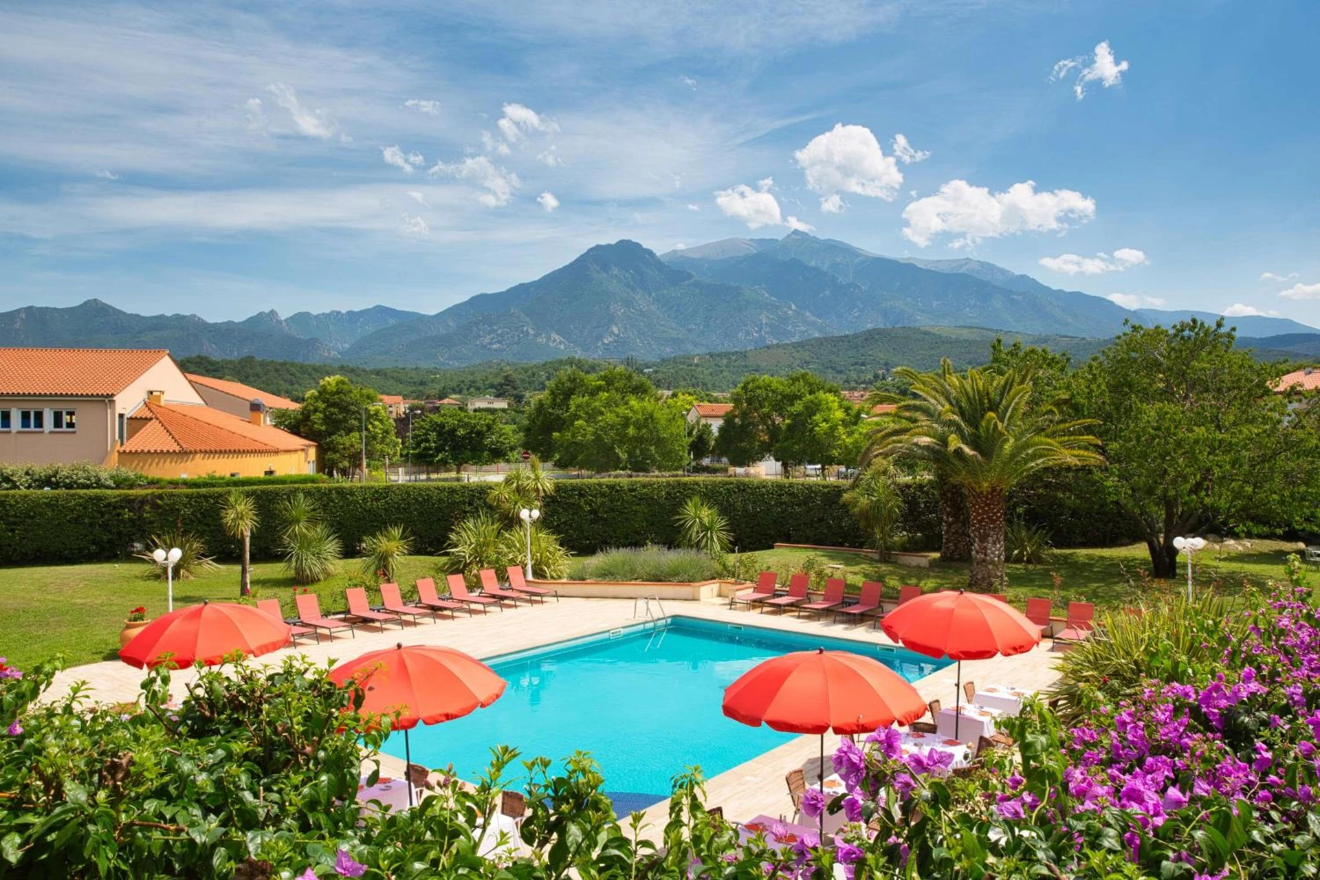 Chambre disponible pour un séminaire d'entreprise à Best Western Le Vauban - Prades