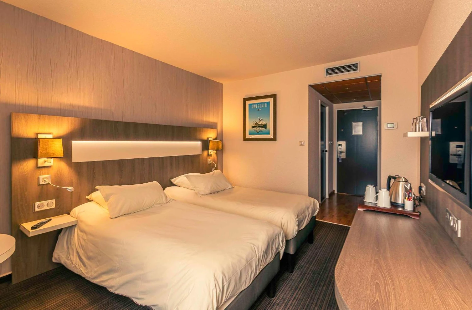 Magnifique chambre pour un séminaire d'entreprise à Best Western Marseille Aeroport - Vitrolles