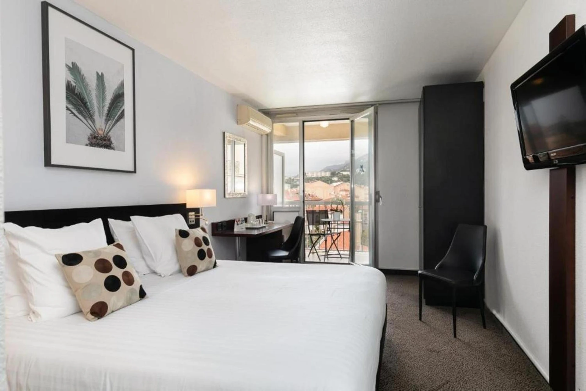 Chambre disponible pour un séminaire d'entreprise à Best Western Hotel Mediterranee Menton - Menton