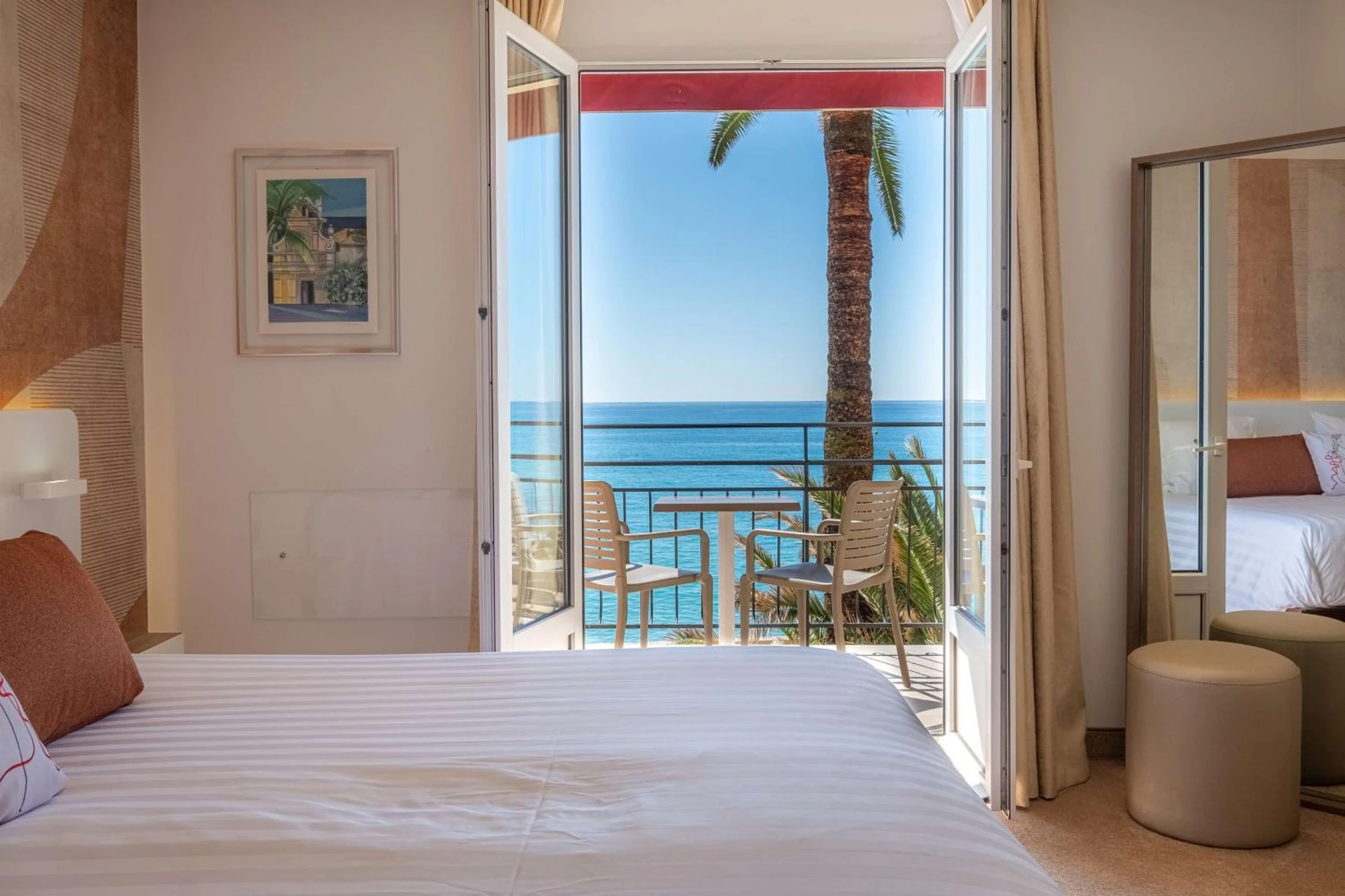 Magnifique chambre pour un séminaire d'entreprise à Best Western Premier Hotel Prince de Galles - Menton
