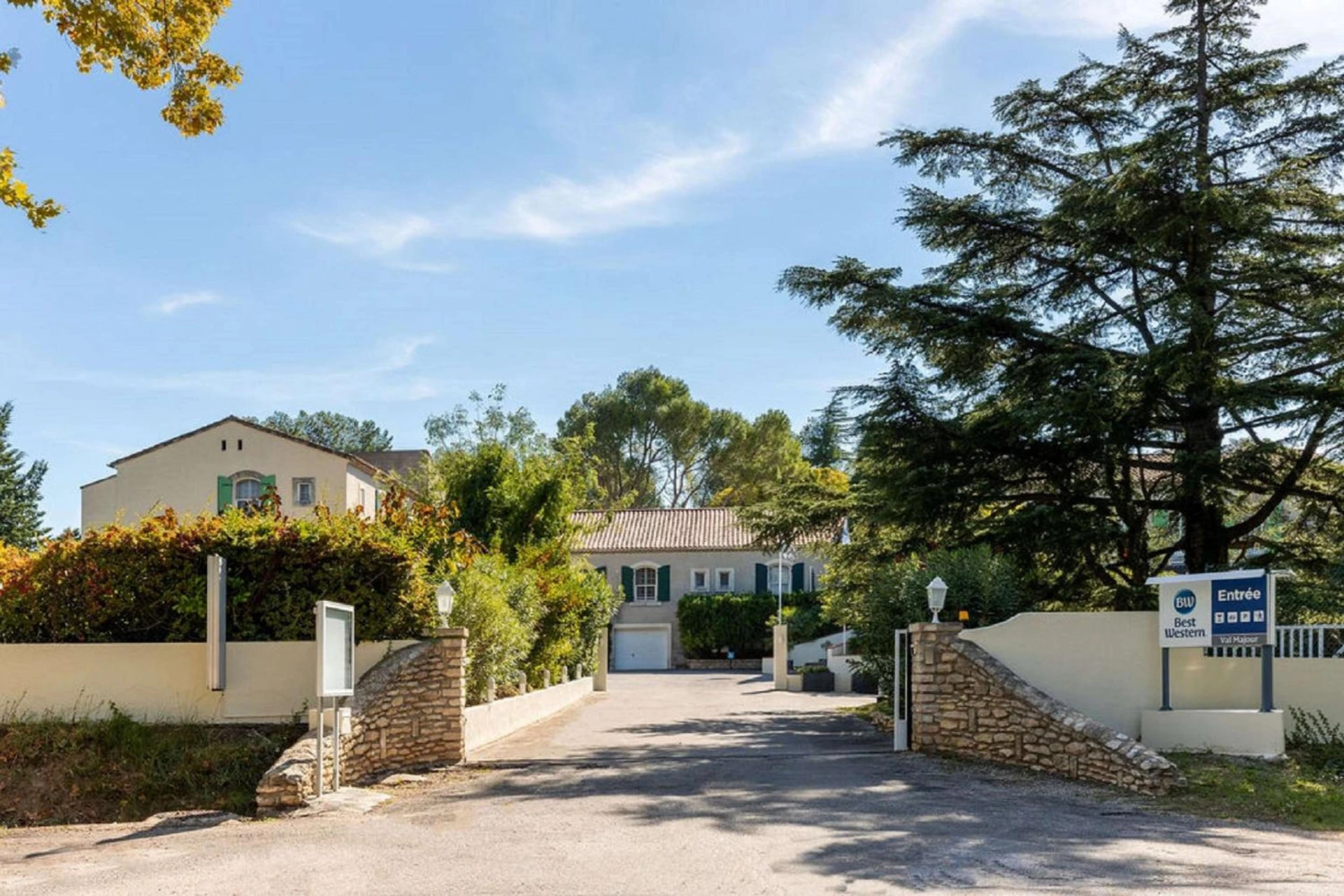 Salle de séminaire à Best Western Le Val Majour - Organiser un événement professionnel à Fontvieille