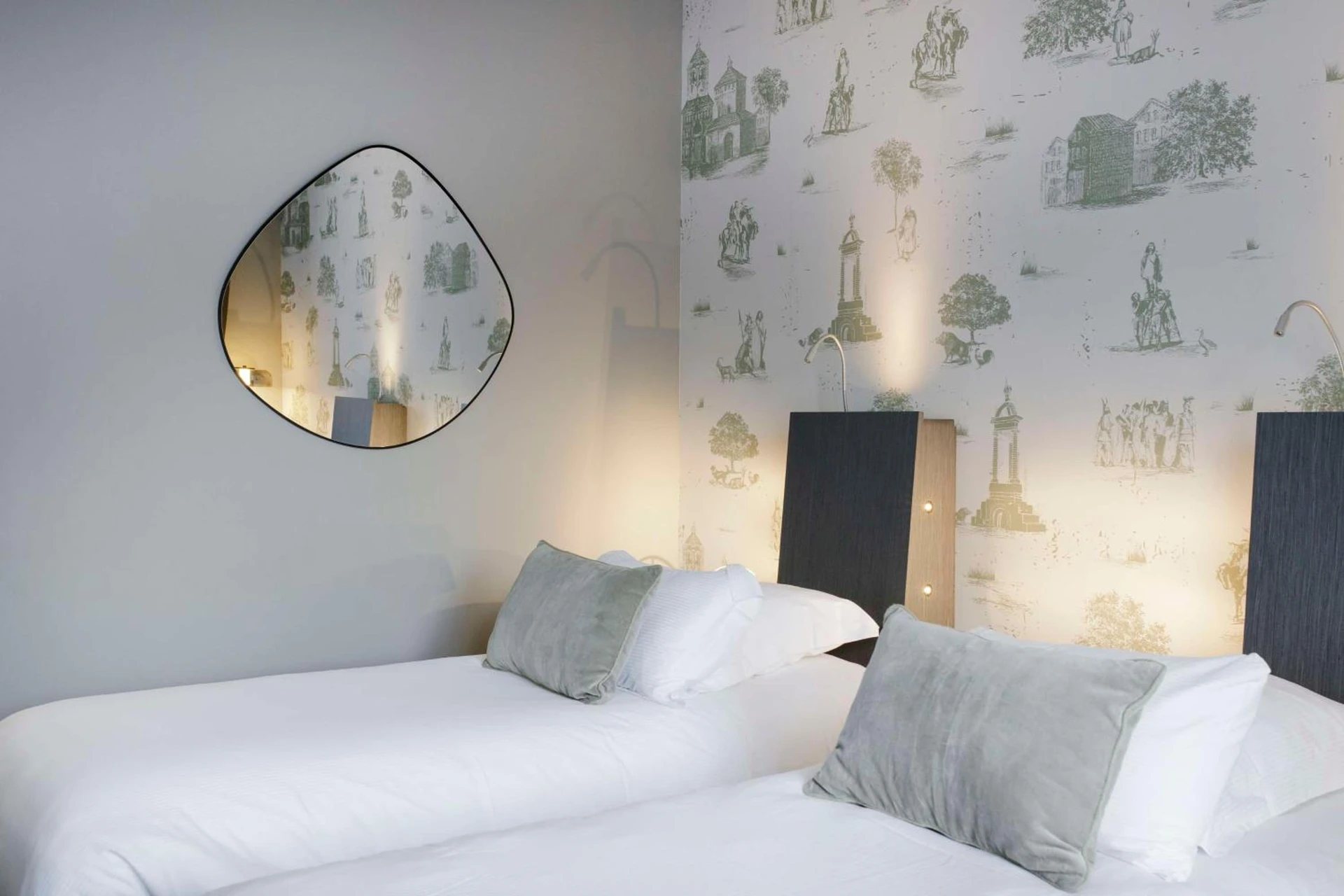 Chambre disponible pour un séminaire d'entreprise à Best Western Plus Hôtel Gergovie - Pérignat-lès-Sarliève