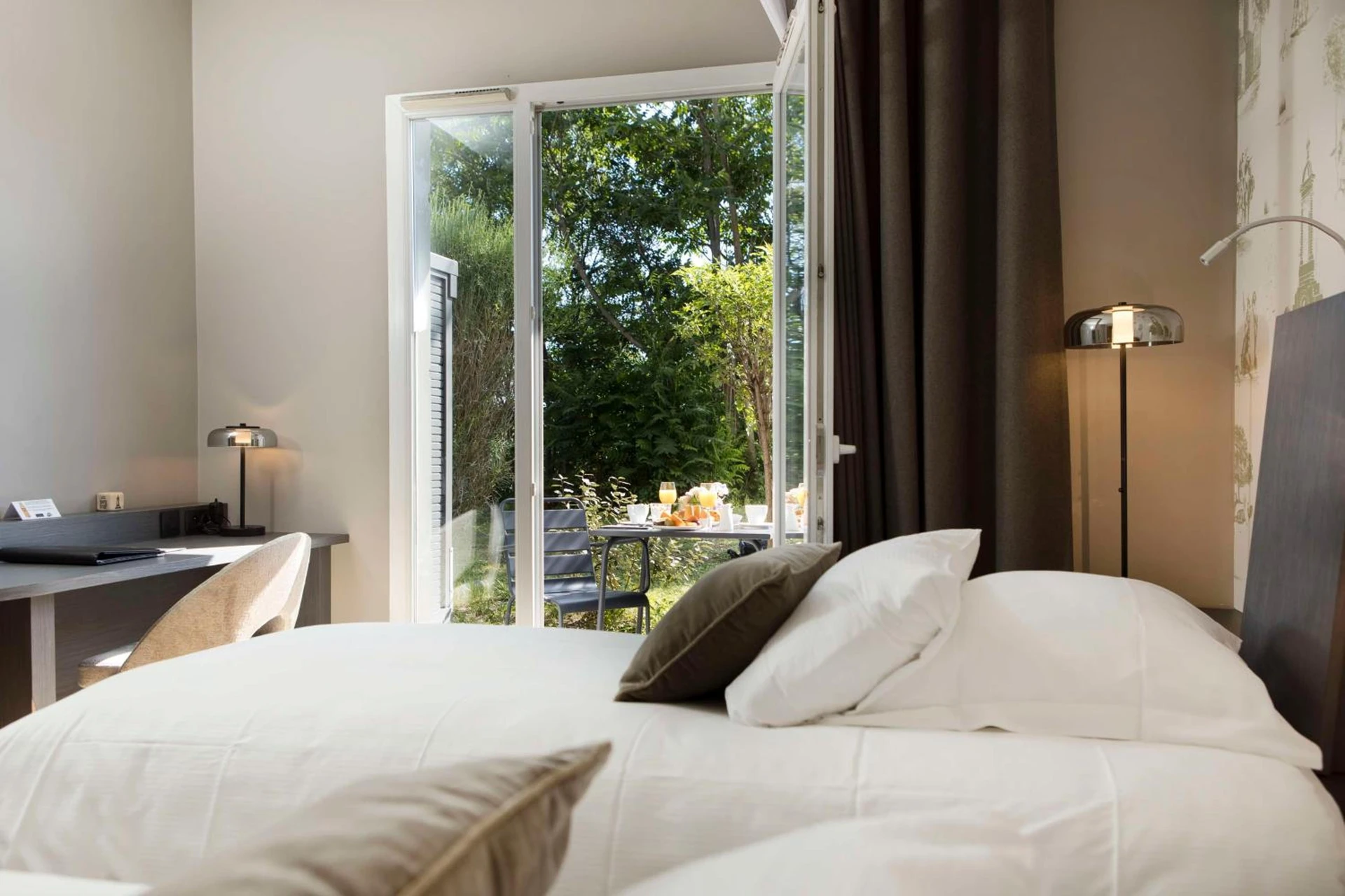 Chambre disponible pour un séminaire d'entreprise à Best Western Plus Hôtel Gergovie - Pérignat-lès-Sarliève