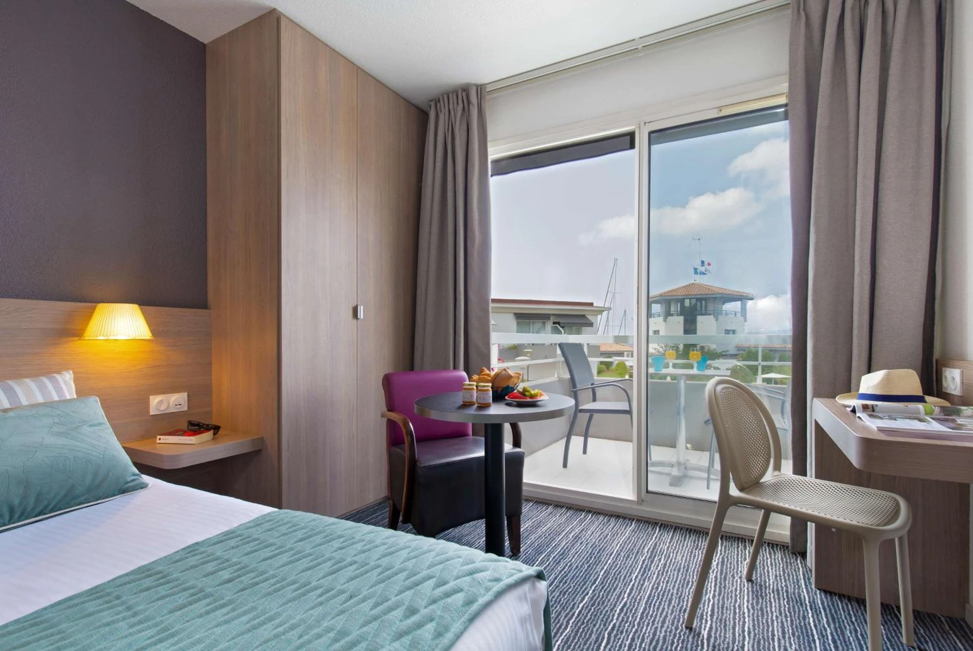 Organiser un séminaire d'entreprise : Best Western Plus La Marina à saint-raphael