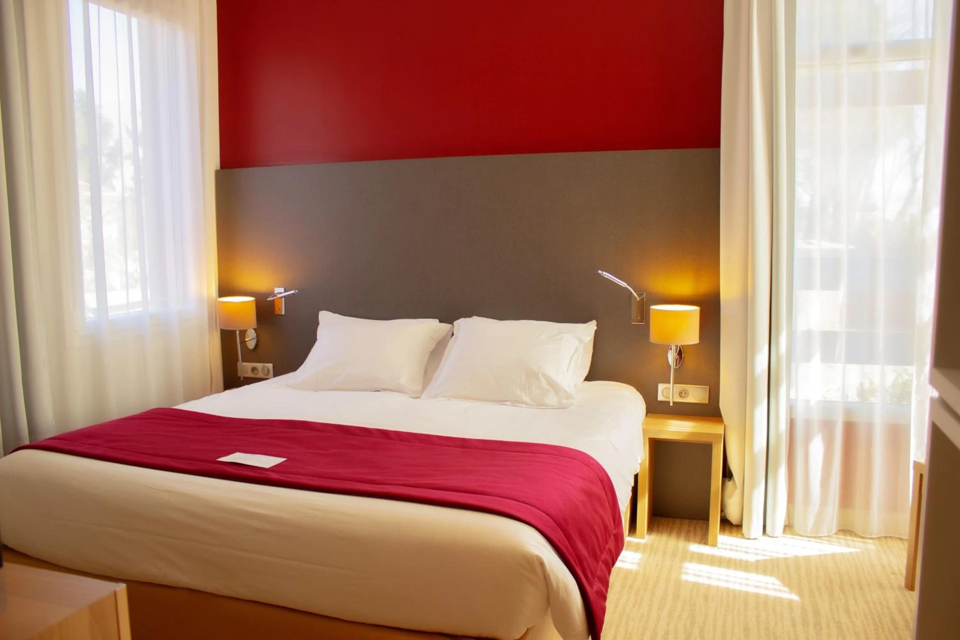 Chambre disponible pour un séminaire d'entreprise à Best Western Plus Le Lavarin - Avignon