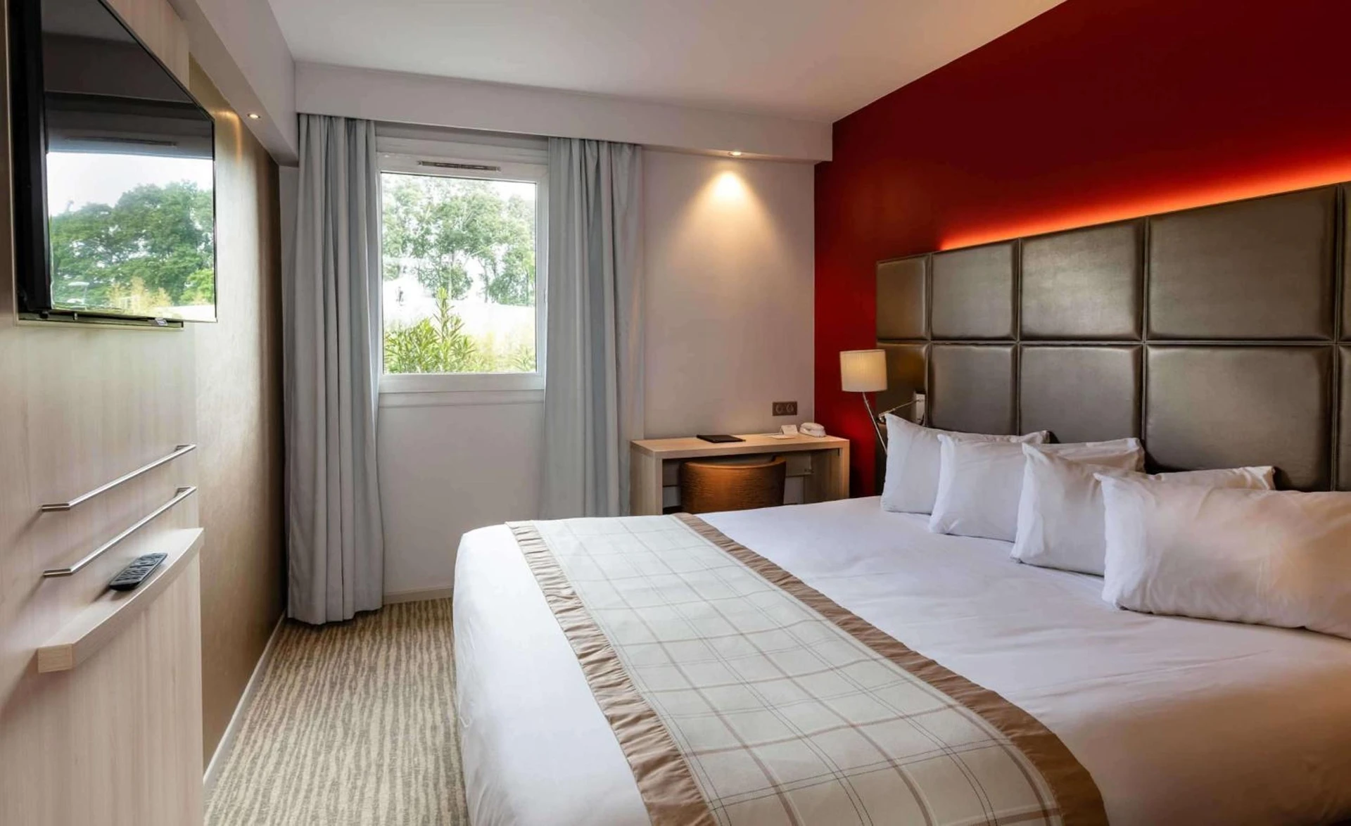 Chambre disponible pour un séminaire d'entreprise à Best Western Plus Le Lavarin - Avignon