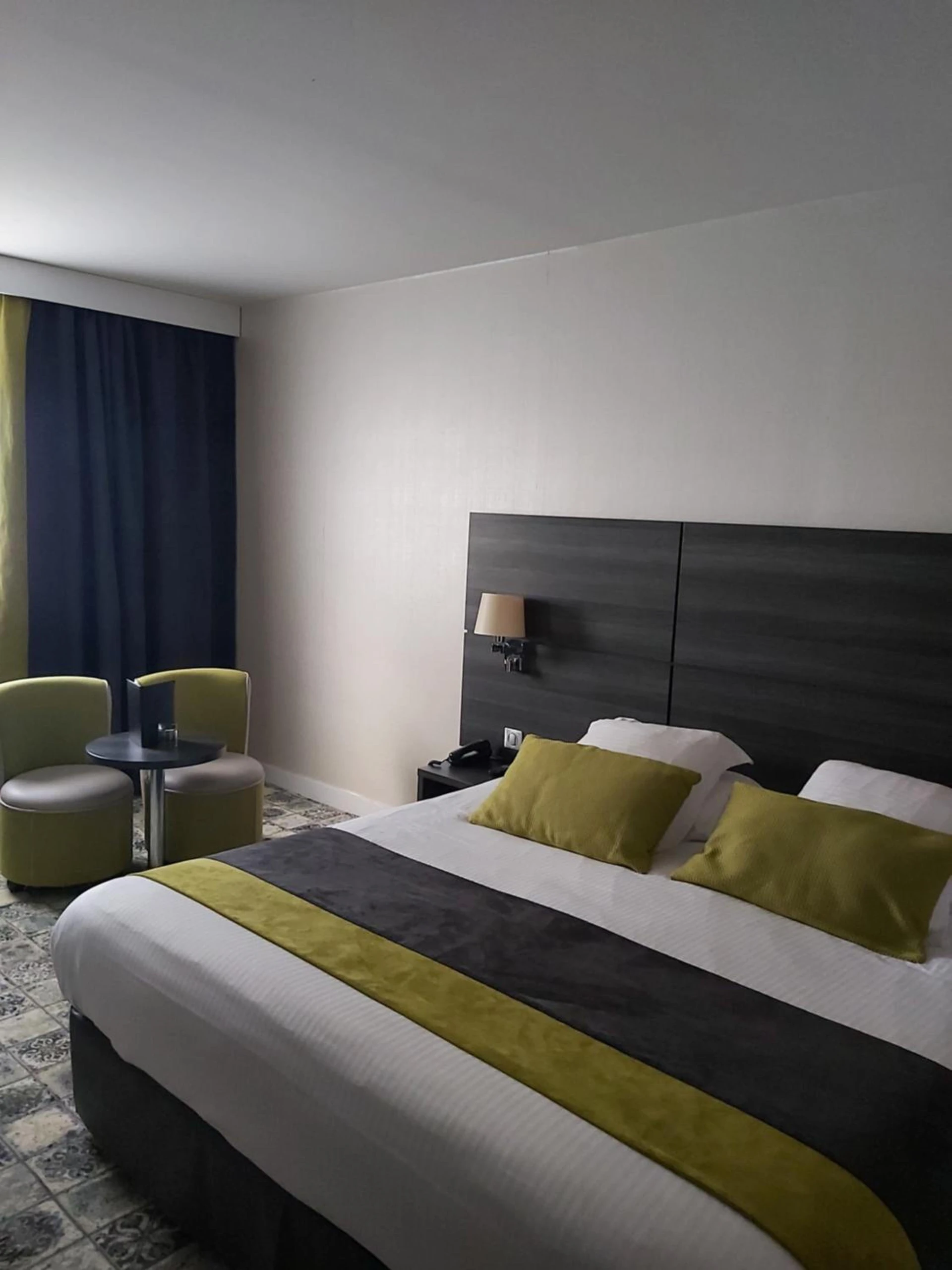 Chambre disponible pour un séminaire d'entreprise à Best Western Plus Evreux Palais Des Congrès - Évreux