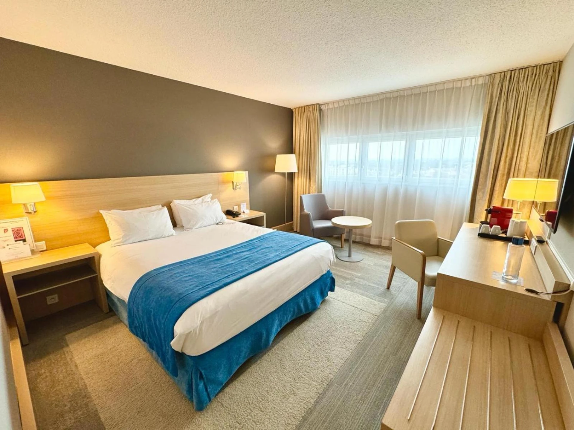 Chambre disponible pour un séminaire d'entreprise à Best Western Plus Paris Orly Airport - Rungis