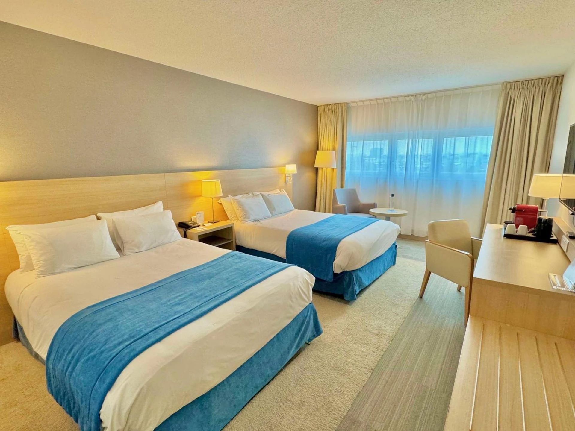 Chambre disponible pour un séminaire d'entreprise à Best Western Plus Paris Orly Airport - Rungis