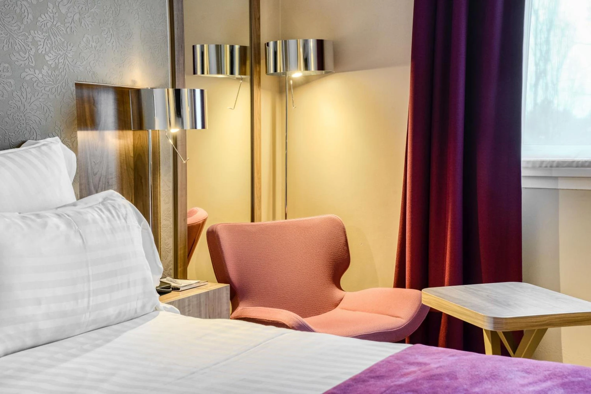 Magnifique chambre pour un séminaire d'entreprise à Best Western Plus Paris Velizy - Vélizy-Villacoublay