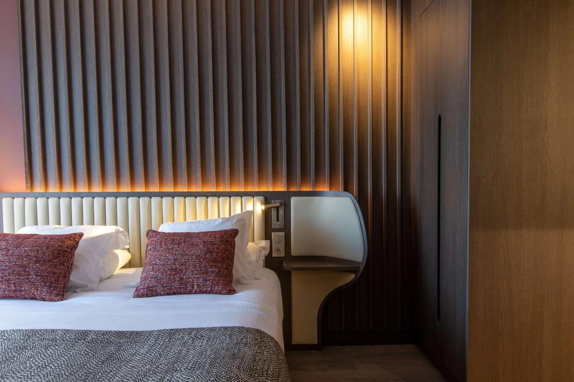 Magnifique chambre pour un séminaire d'entreprise à Best Western Premier Hotel de la Paix - Reims