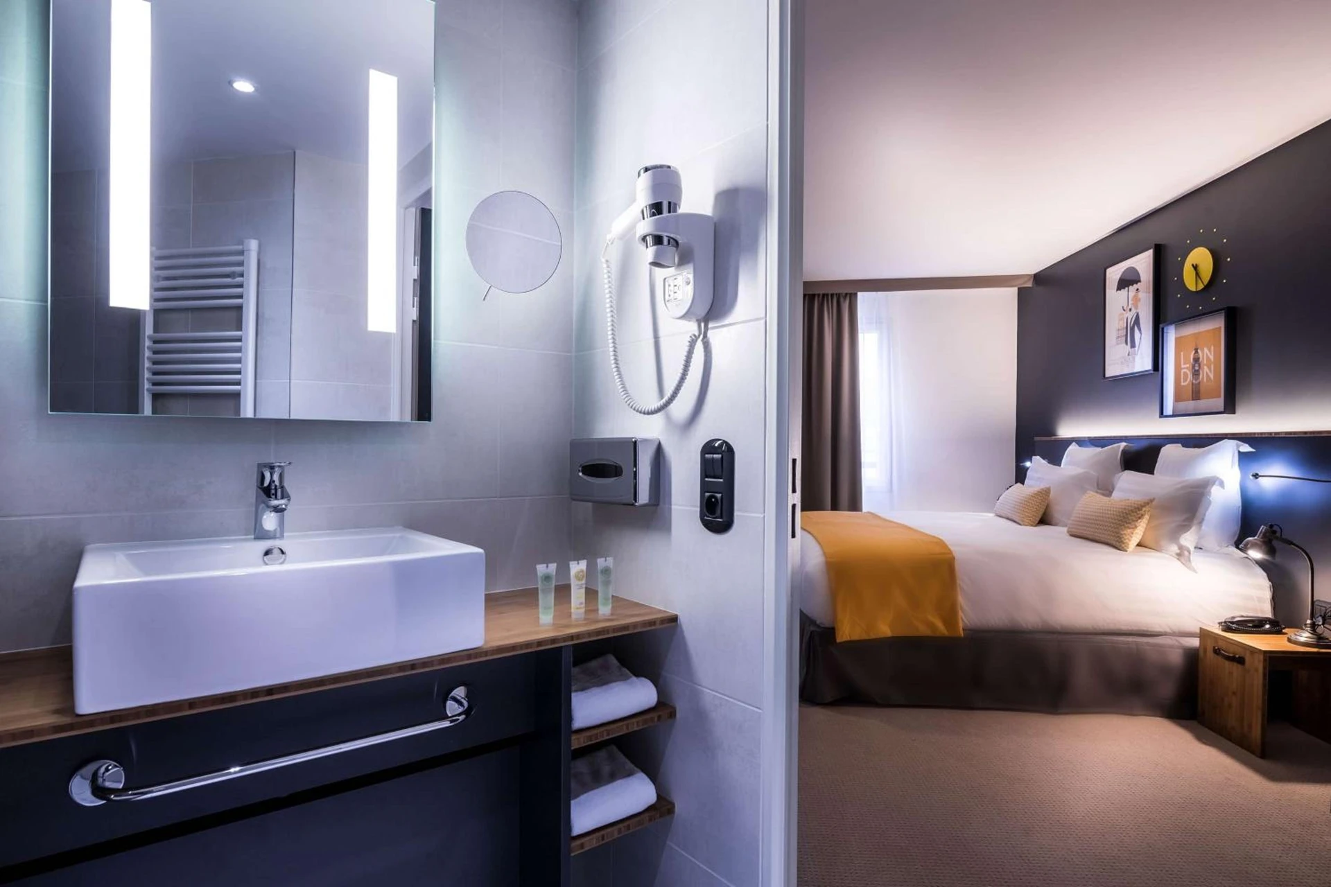 Magnifique chambre pour un séminaire d'entreprise à Best Western Plus Suitcase Paris La Défense - Boulogne-Billancourt