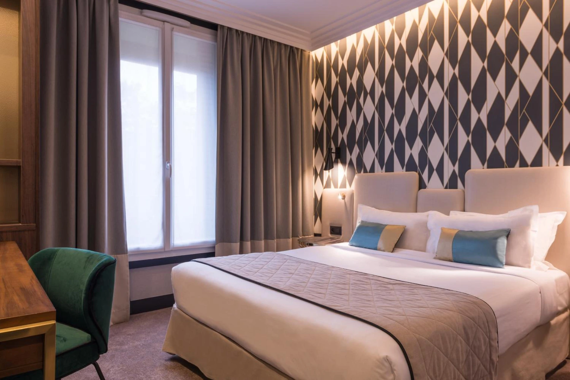 Magnifique chambre pour un séminaire d'entreprise à Best Western Select Hotel - Aix-en-Provence