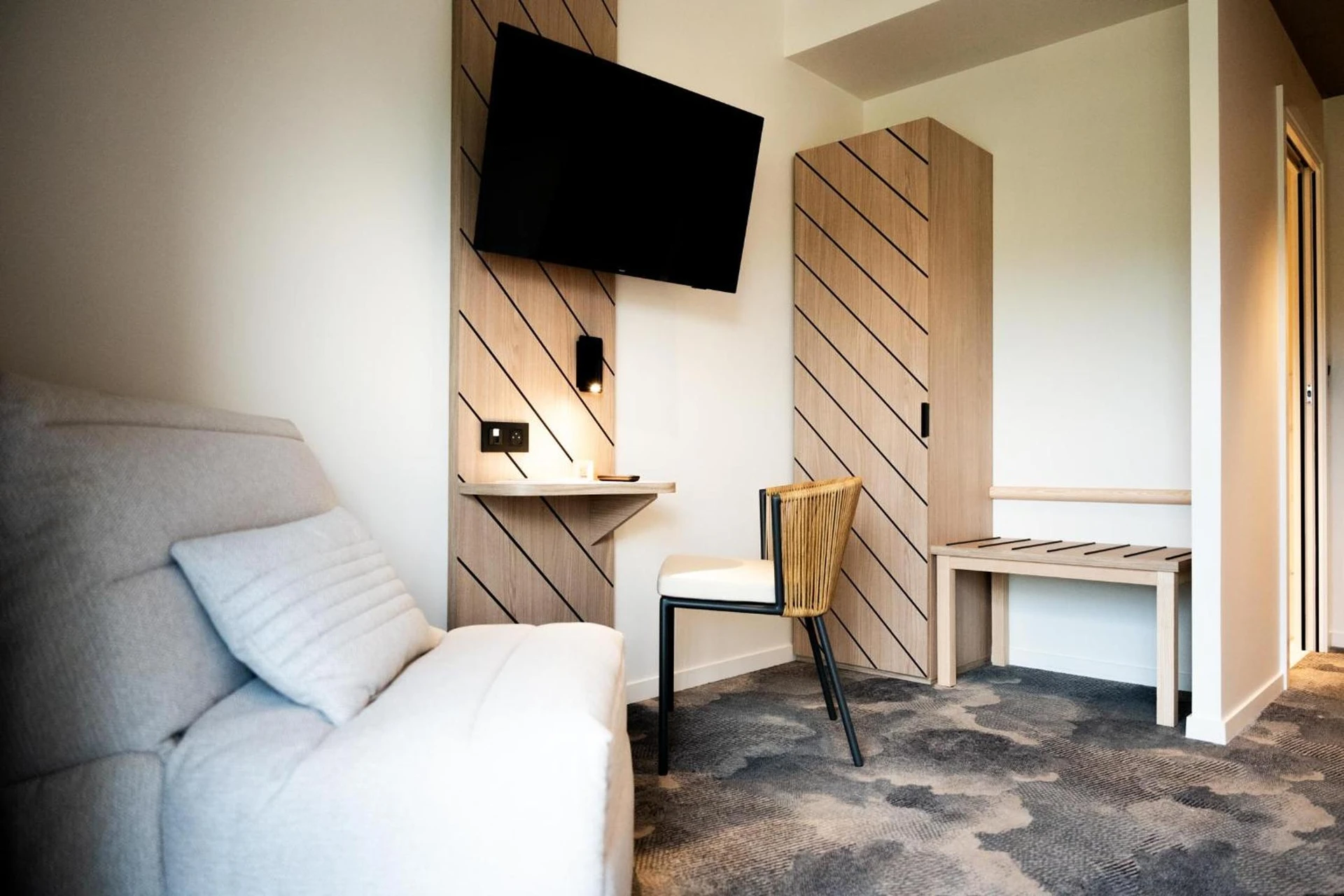 Magnifique chambre pour un séminaire d'entreprise à Bô Hôtels Ambronay - Ambronay