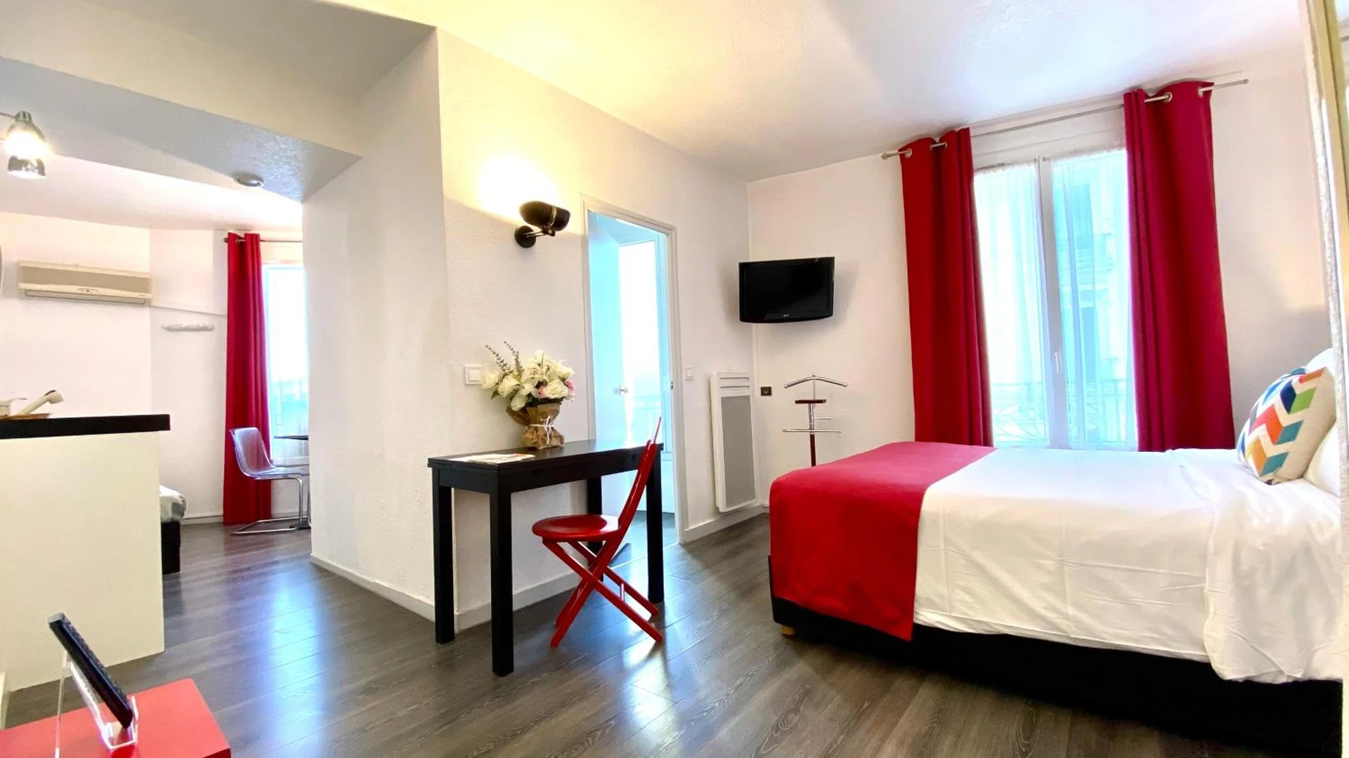 Chambre disponible pour un séminaire d'entreprise à Boulogne Résidence Hotel - Boulogne-Billancourt