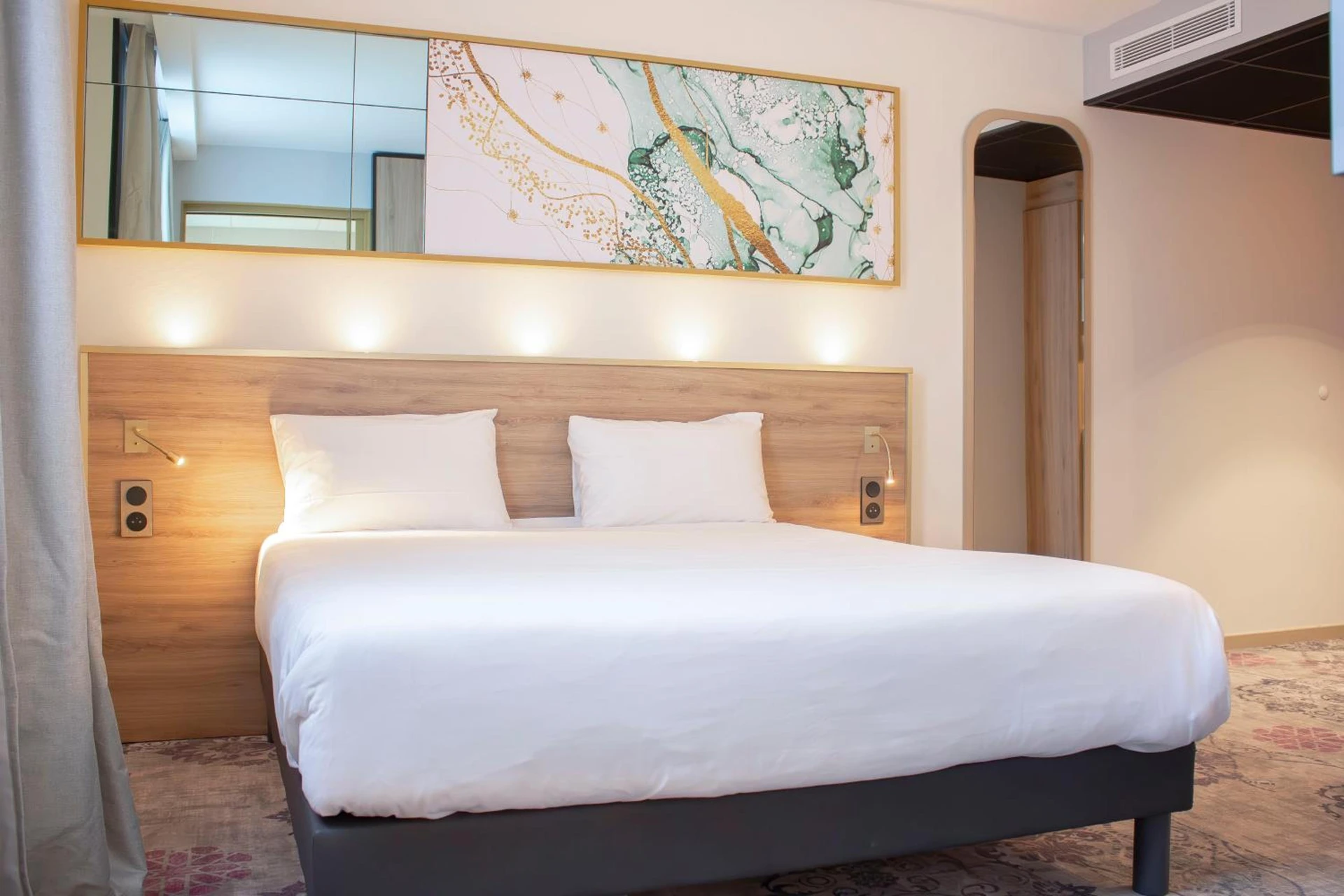 Magnifique chambre pour un séminaire d'entreprise à Brit Hotel Bordeaux Aéroport - Le Soretel - Mérignac